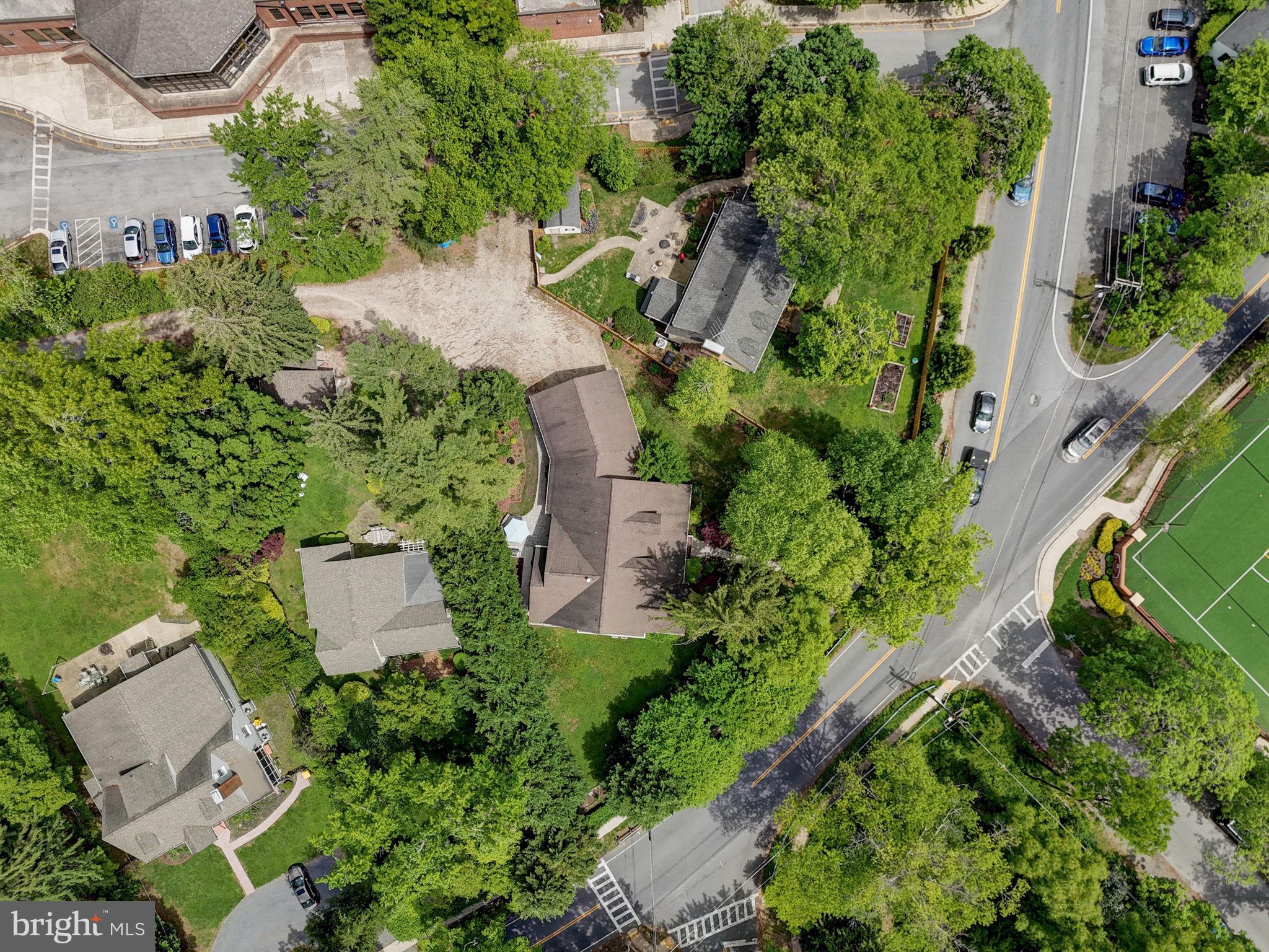 OLDE SEVERNA PARK - Residential