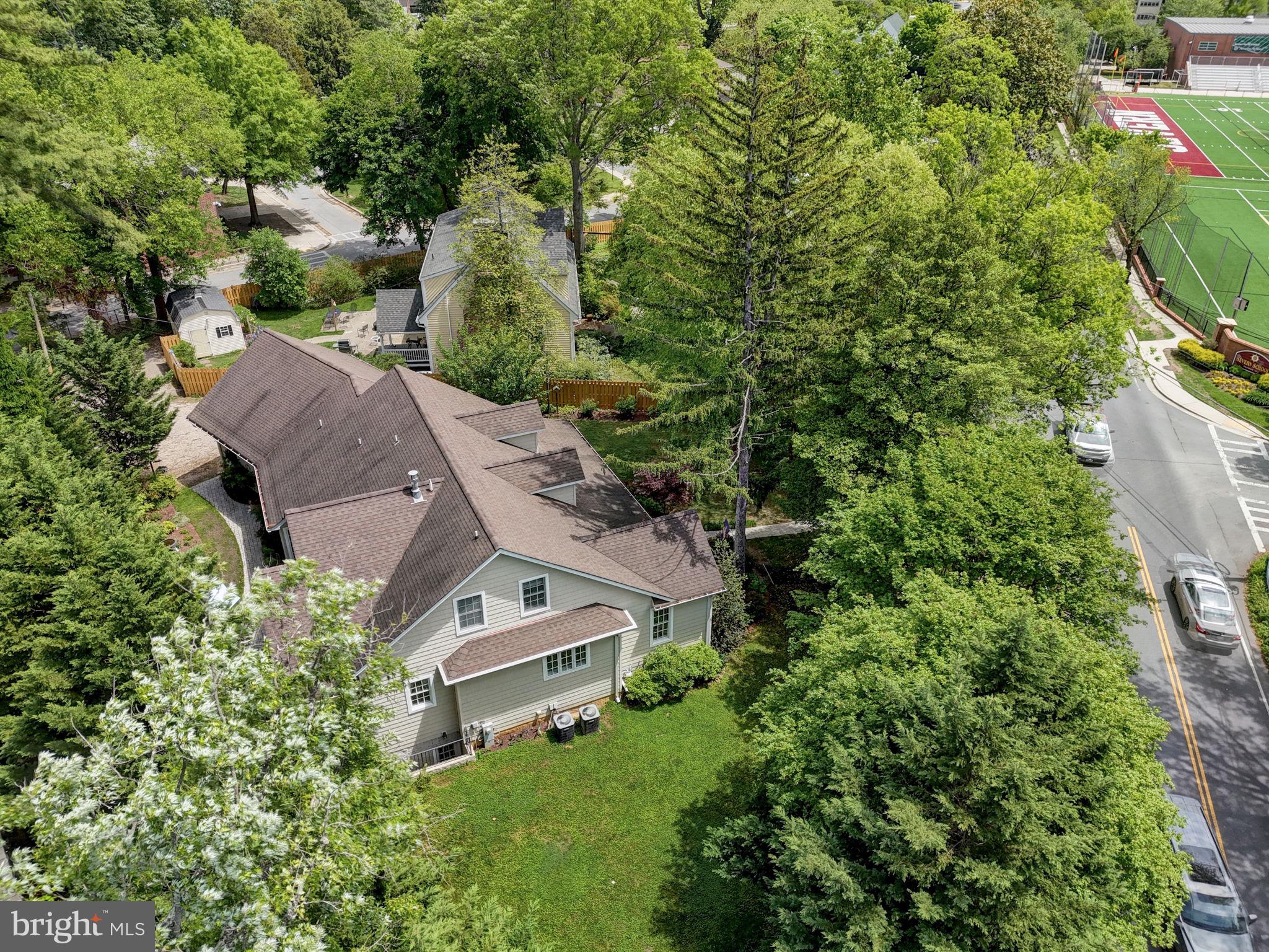 OLDE SEVERNA PARK - Residential