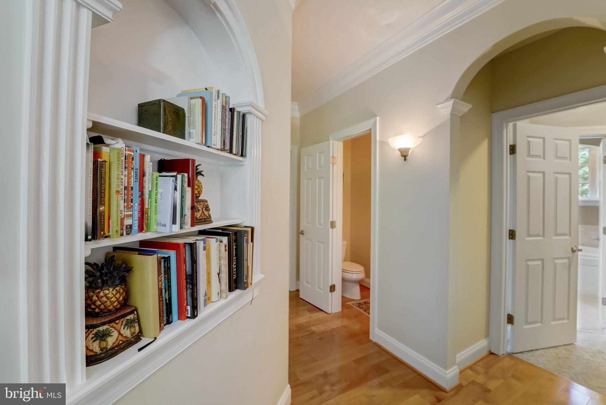 OLDE SEVERNA PARK - Residential