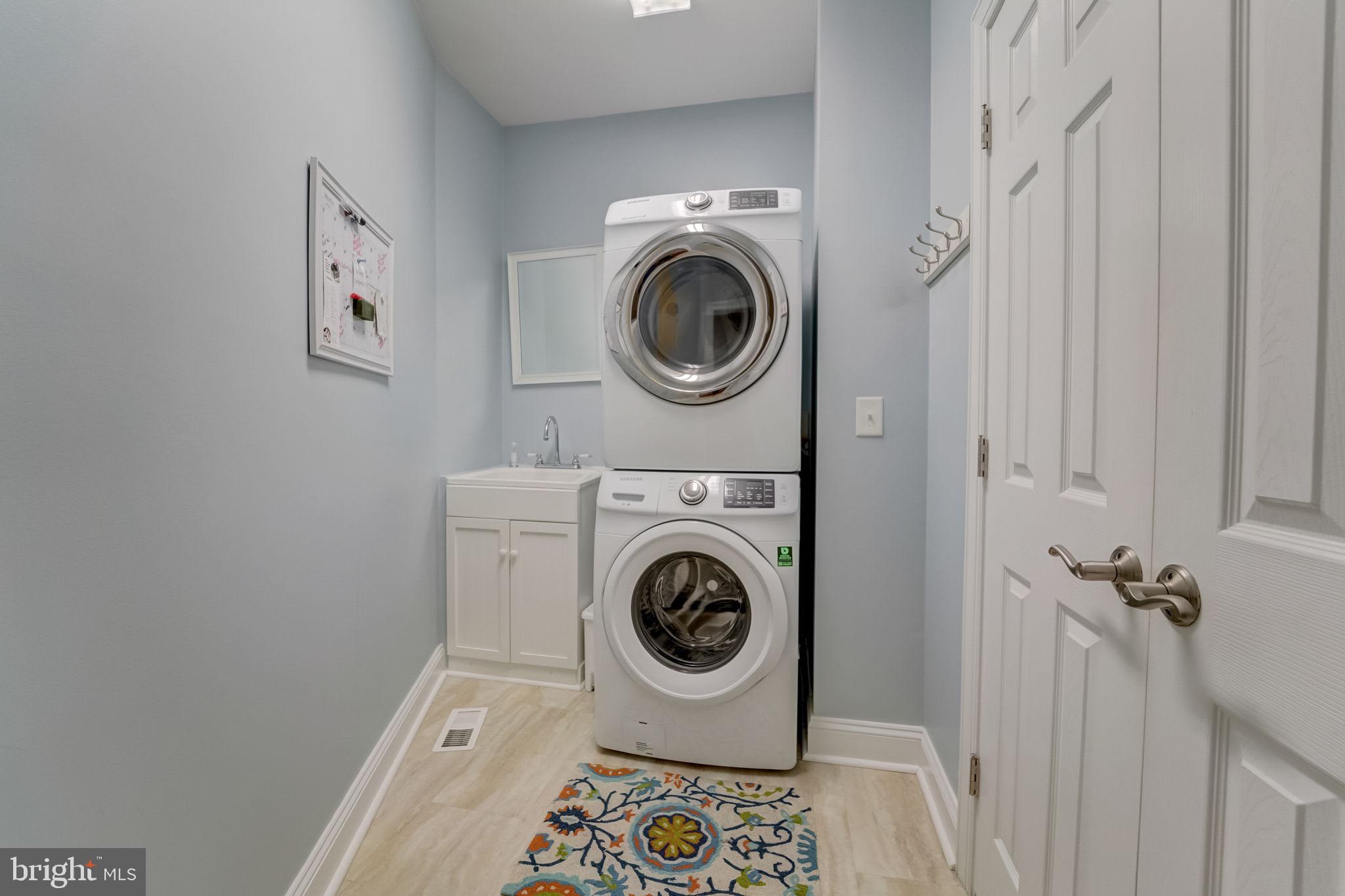 OLDE SEVERNA PARK - Residential