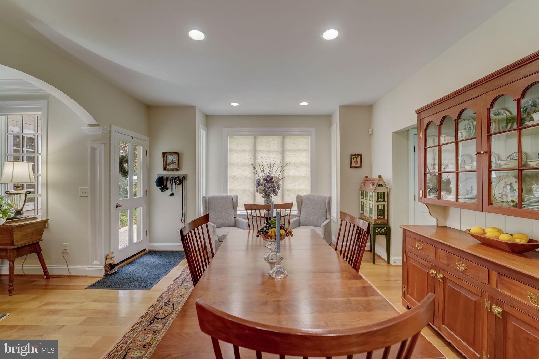 OLDE SEVERNA PARK - Residential