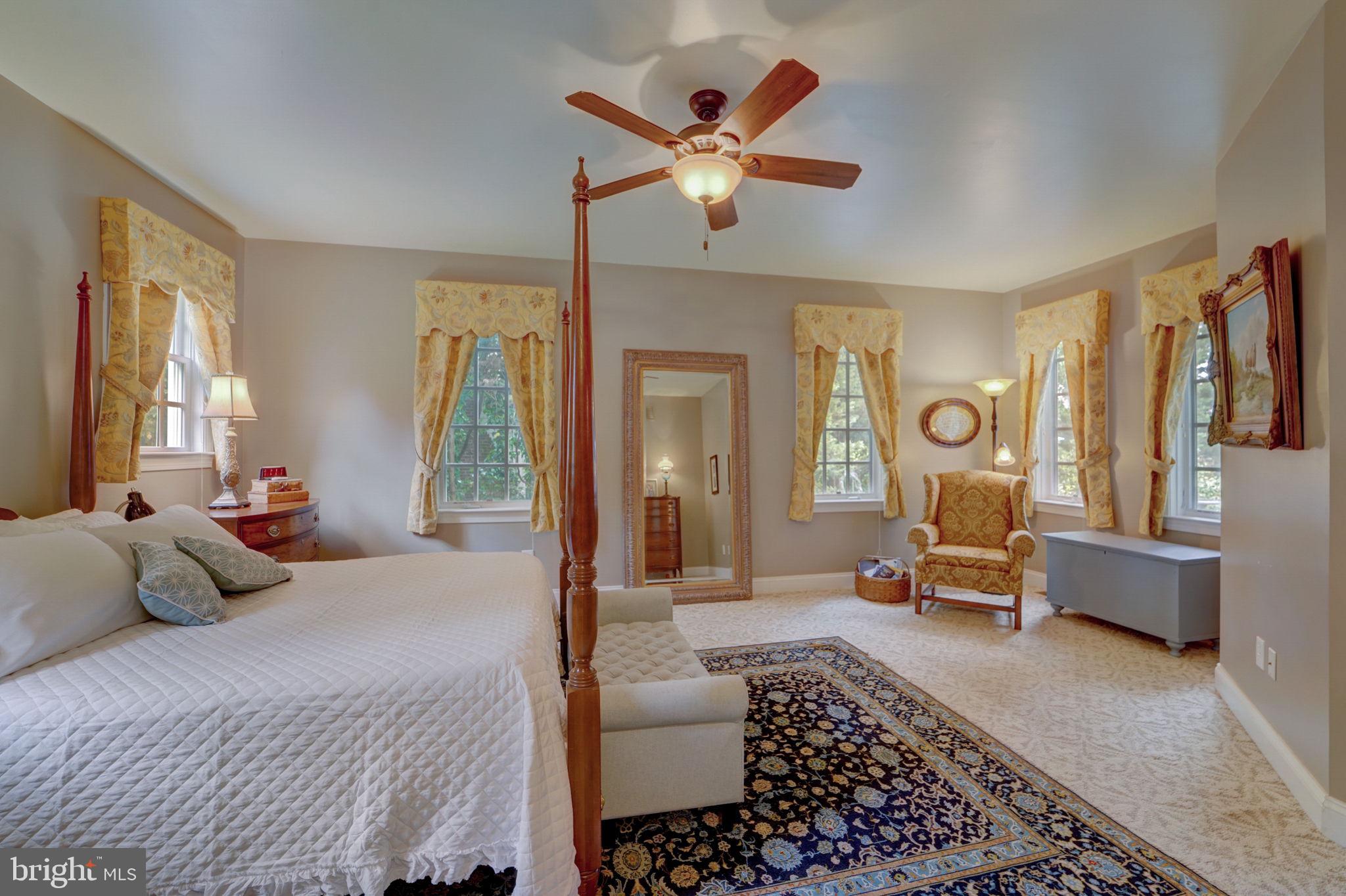 OLDE SEVERNA PARK - Residential