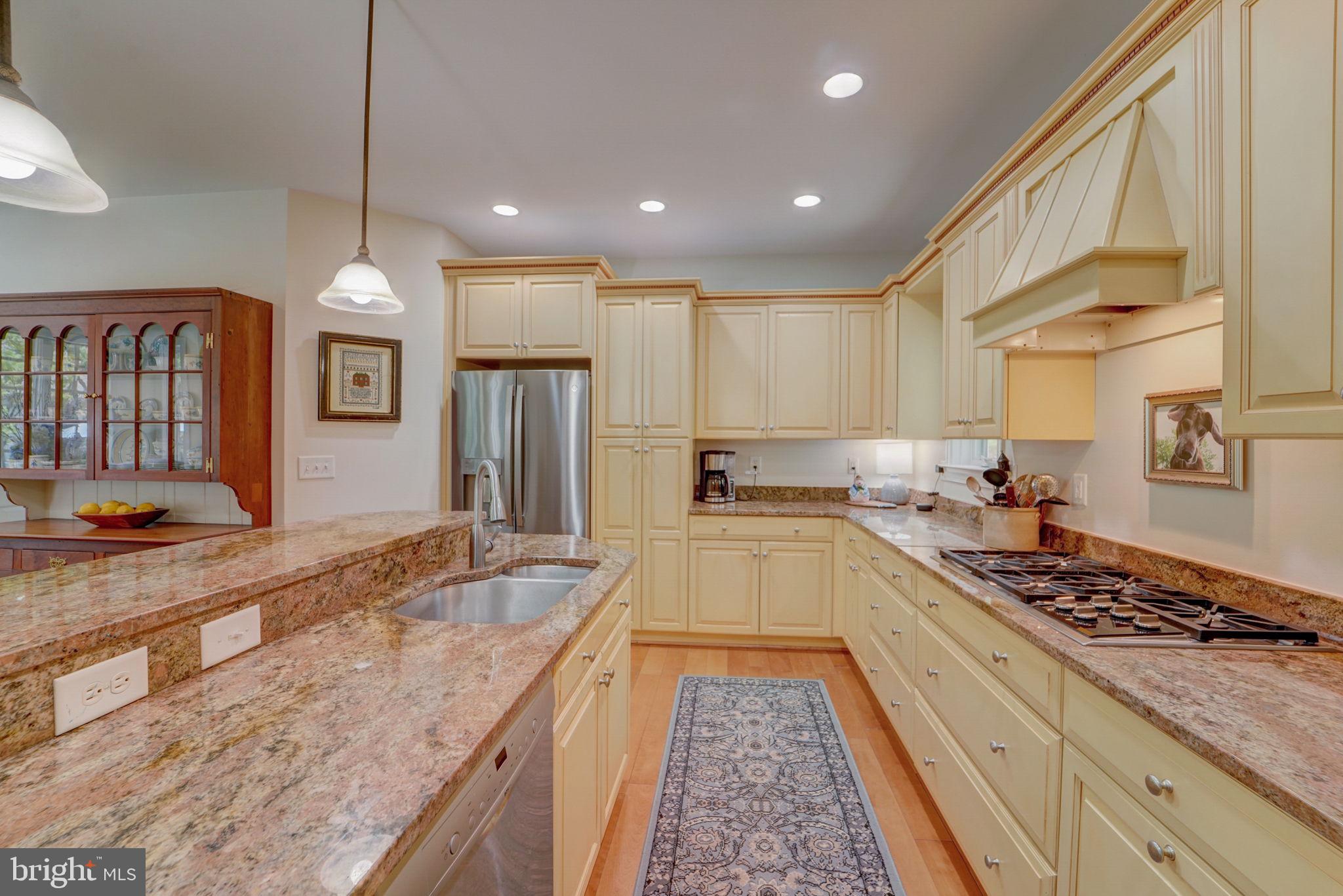OLDE SEVERNA PARK - Residential