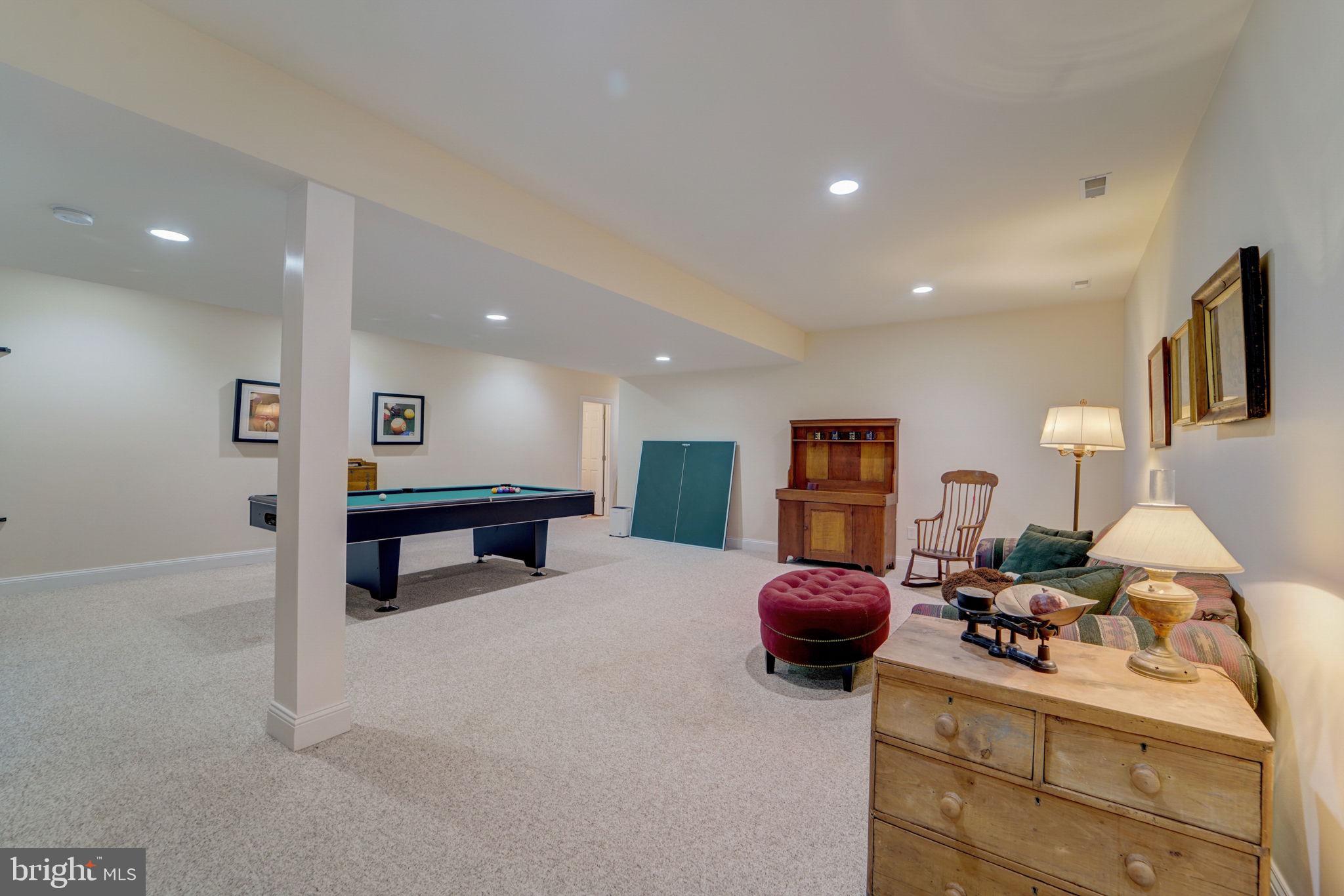 OLDE SEVERNA PARK - Residential