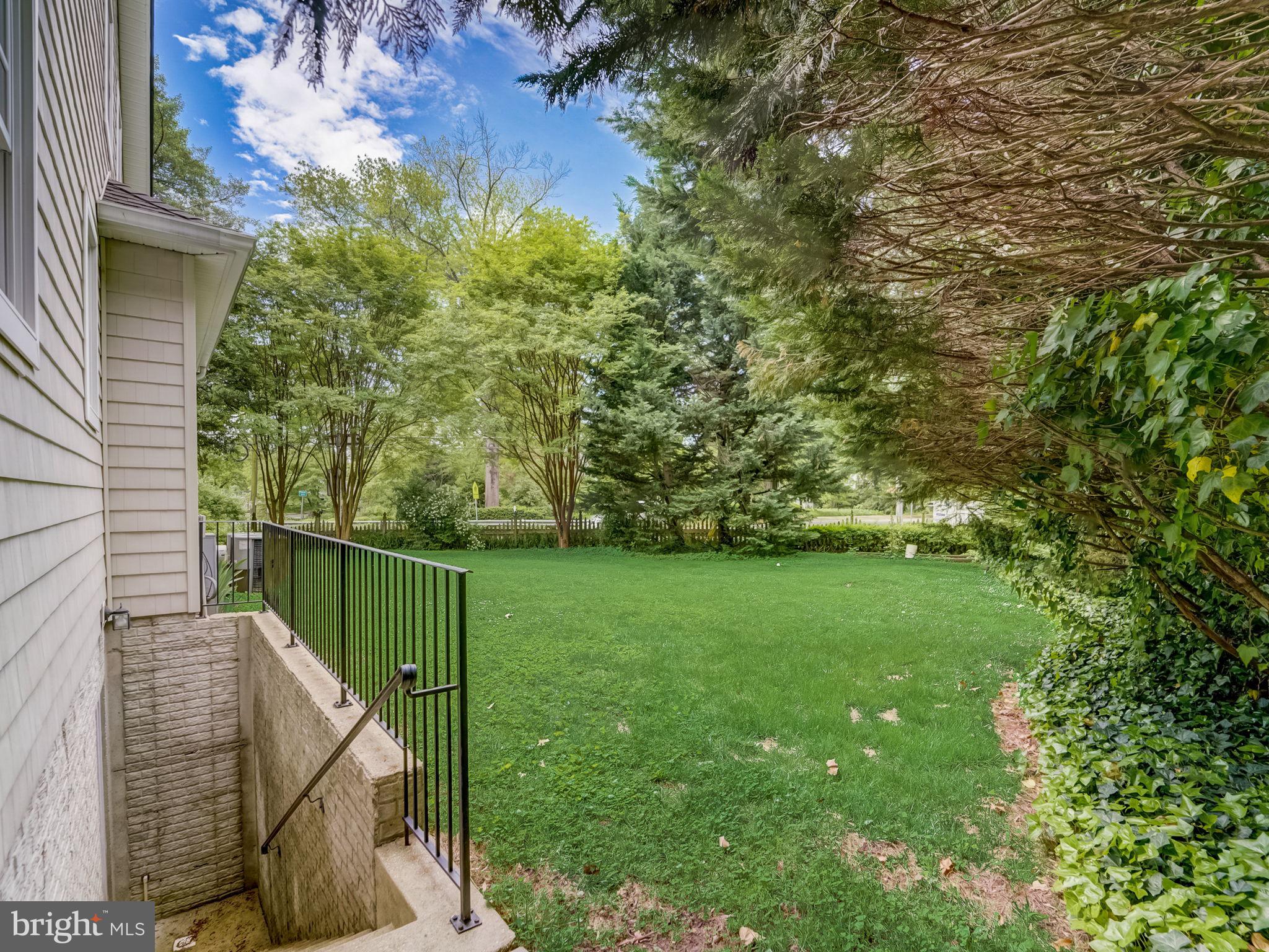 OLDE SEVERNA PARK - Residential