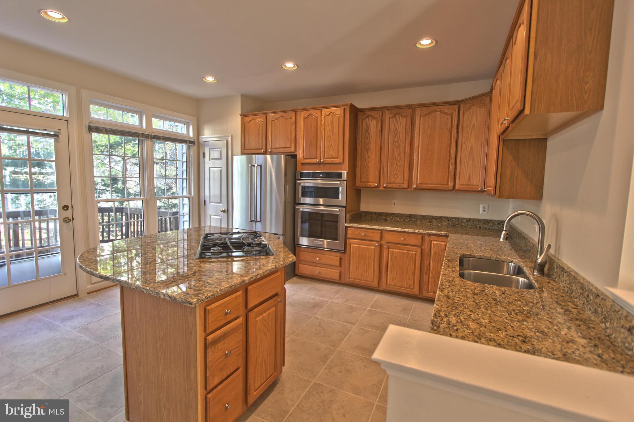 FAIR LAKES - Residential Lease