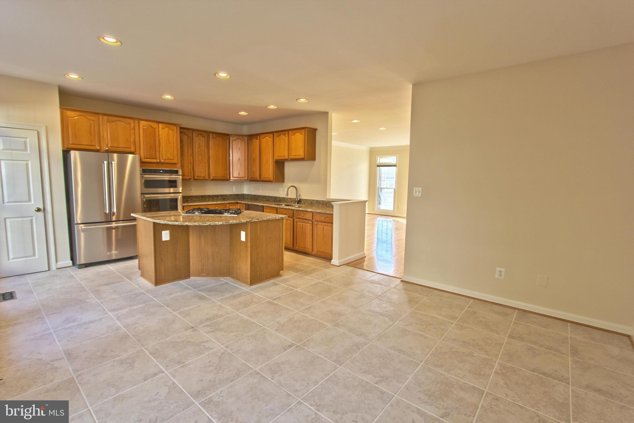 FAIR LAKES - Residential Lease