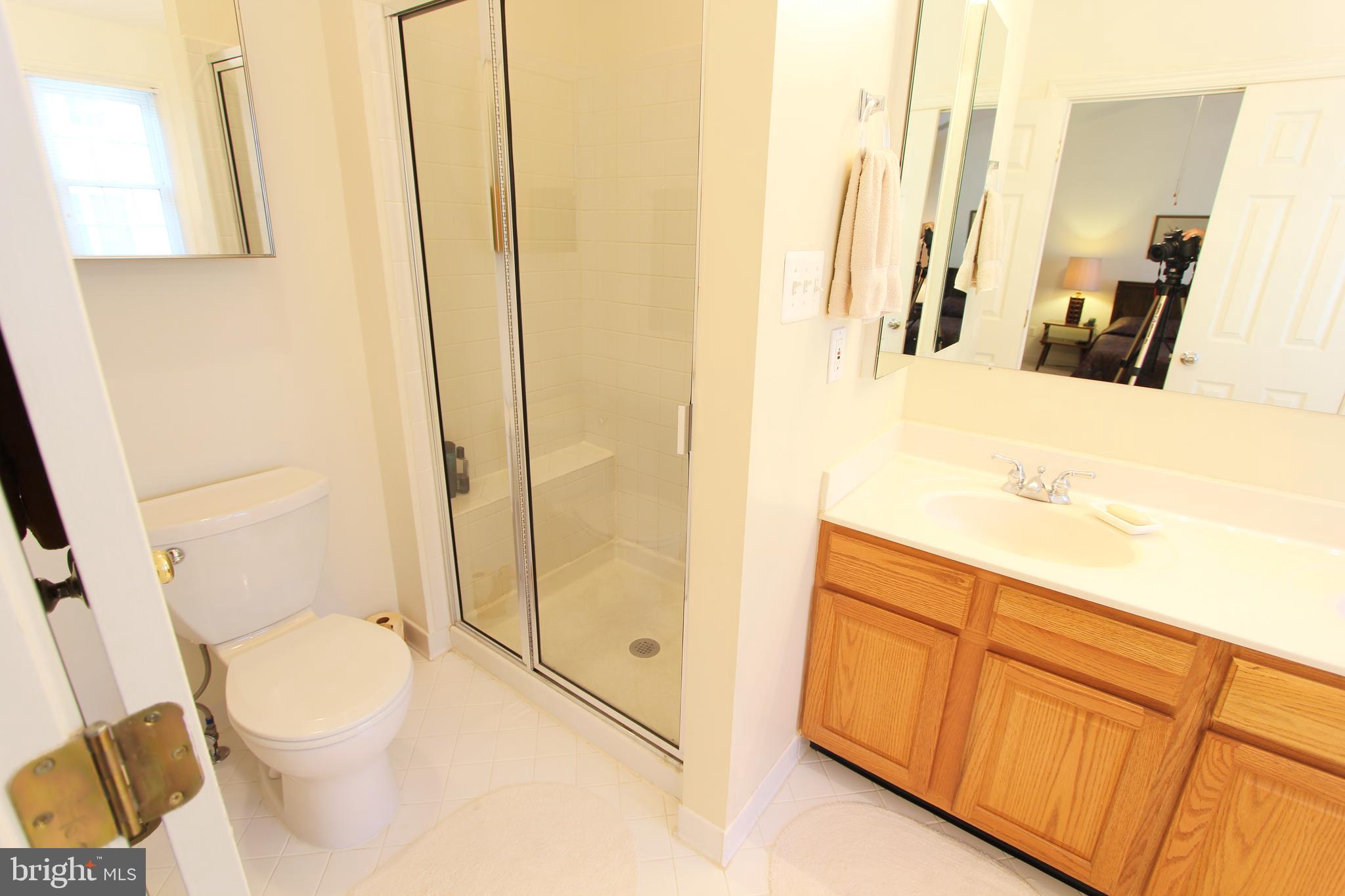 FAIR LAKES - Residential Lease