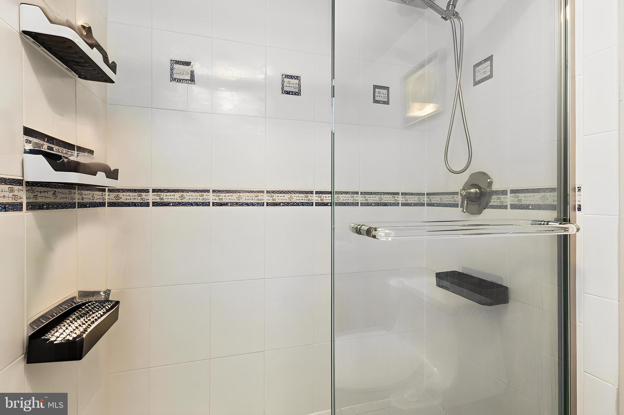 ROTONDA - Residential