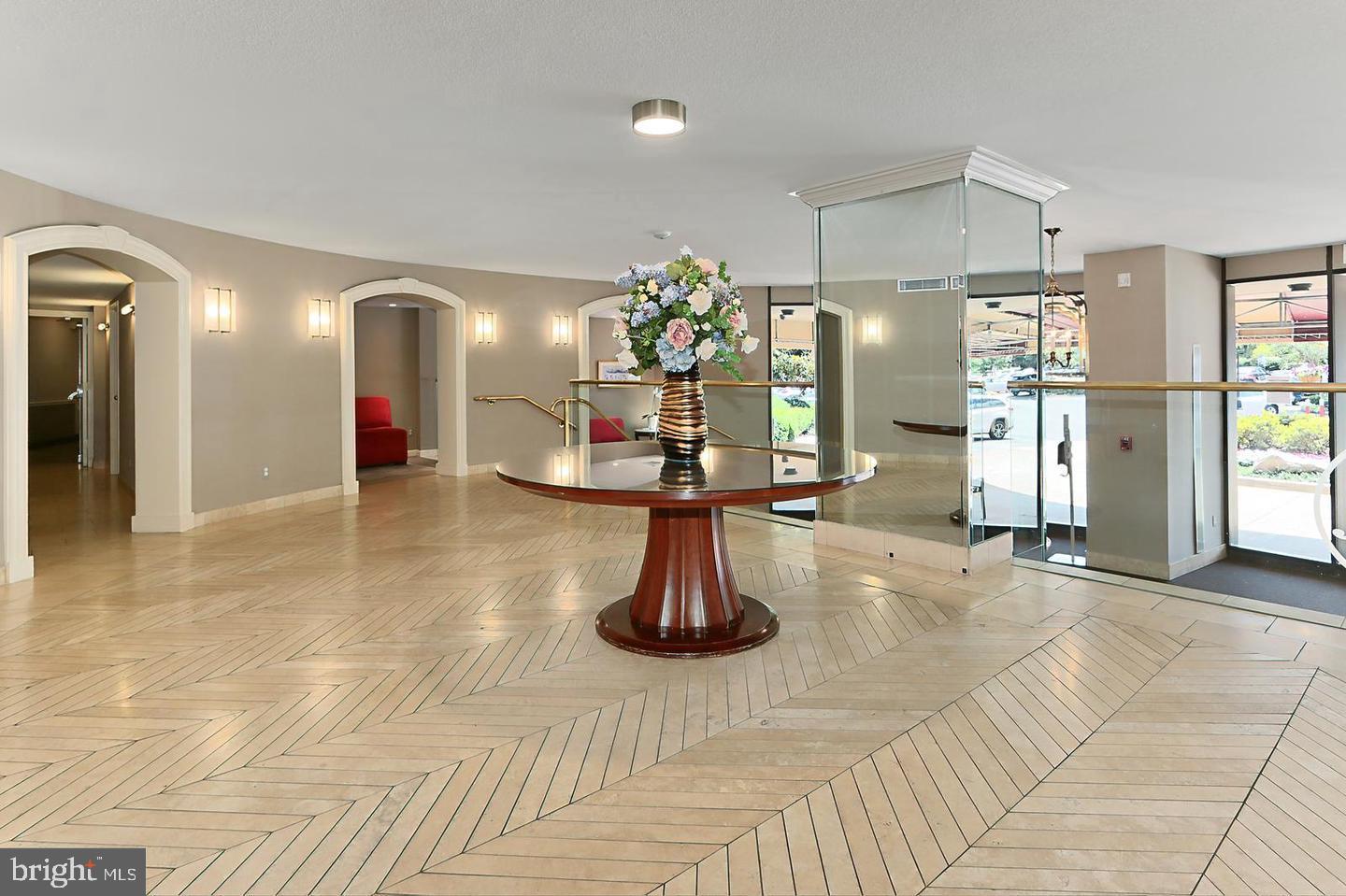 ROTONDA - Residential