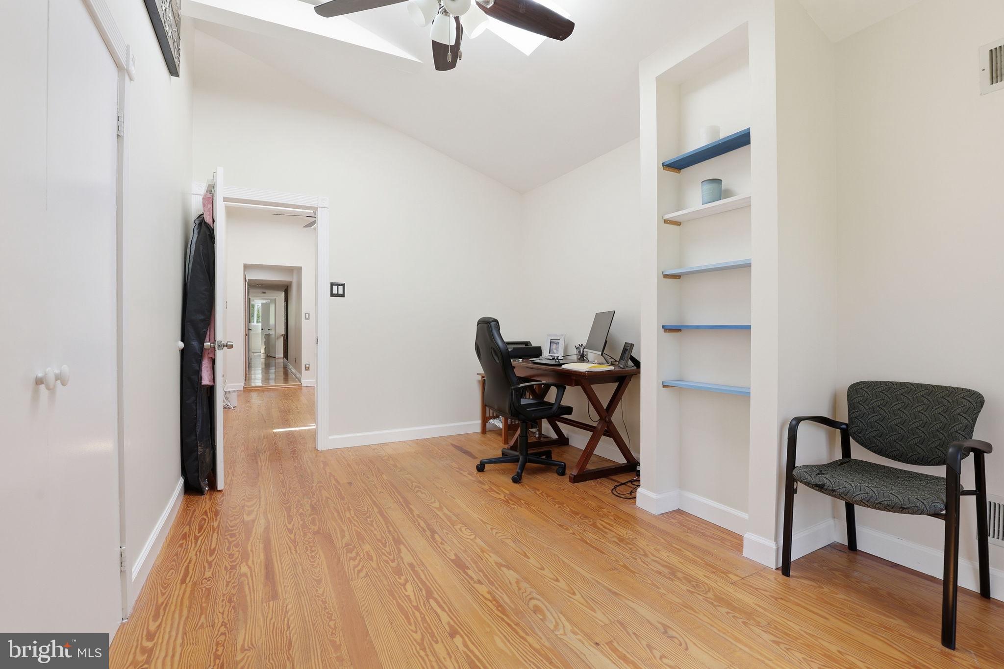 VALLEY BROOK - Residential