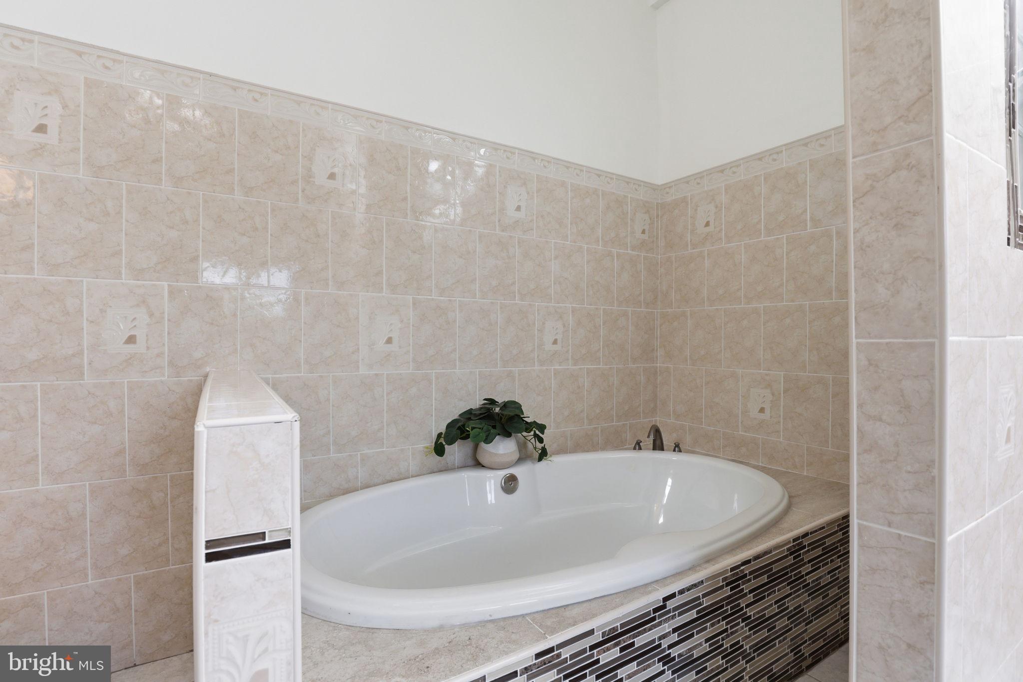 VALLEY BROOK - Residential