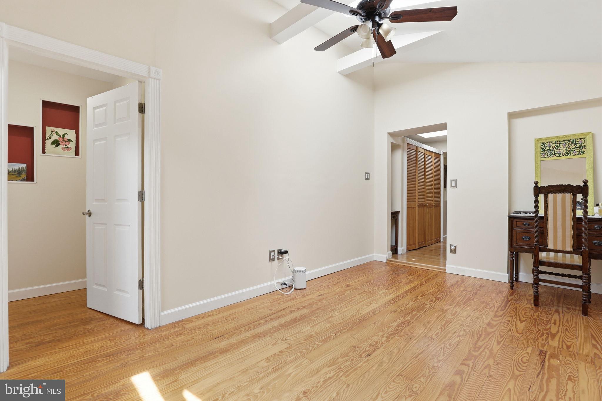 VALLEY BROOK - Residential