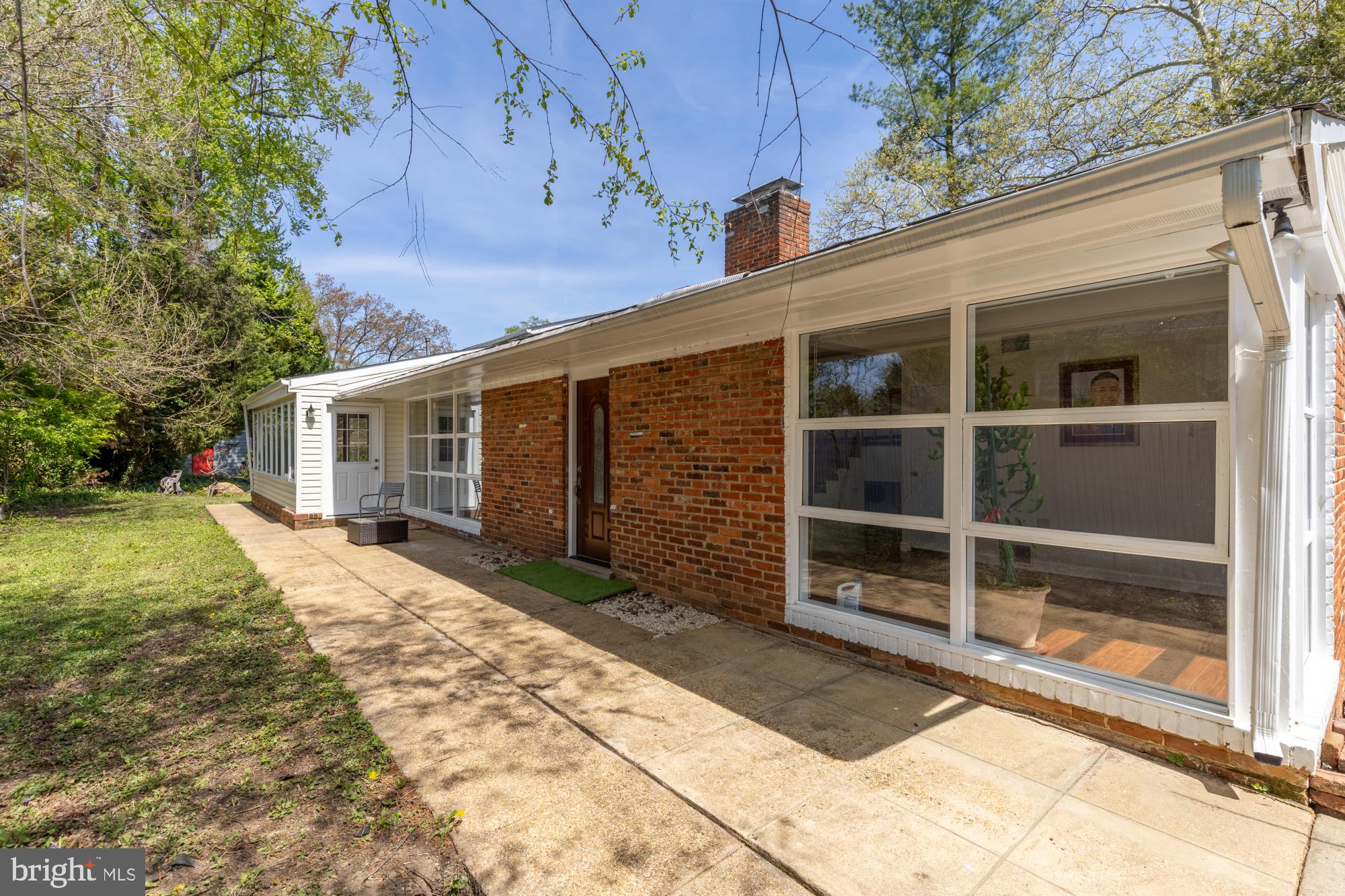 VALLEY BROOK - Residential