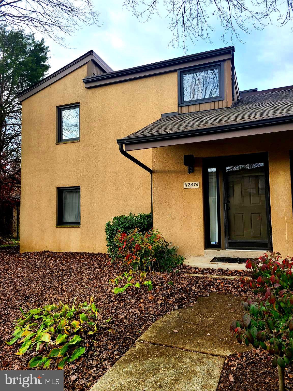 SIERRA VILLAS - Residential