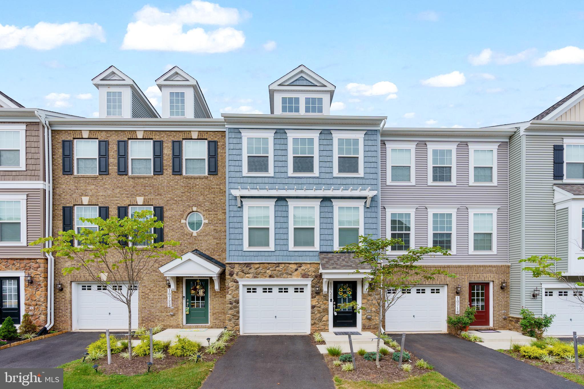 BRADLEY SQUARE - Residential Lease