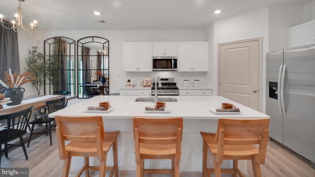 Photo of 2015 Paperback Way, YORK, PA 17408 (MLS # PAYK2092886)