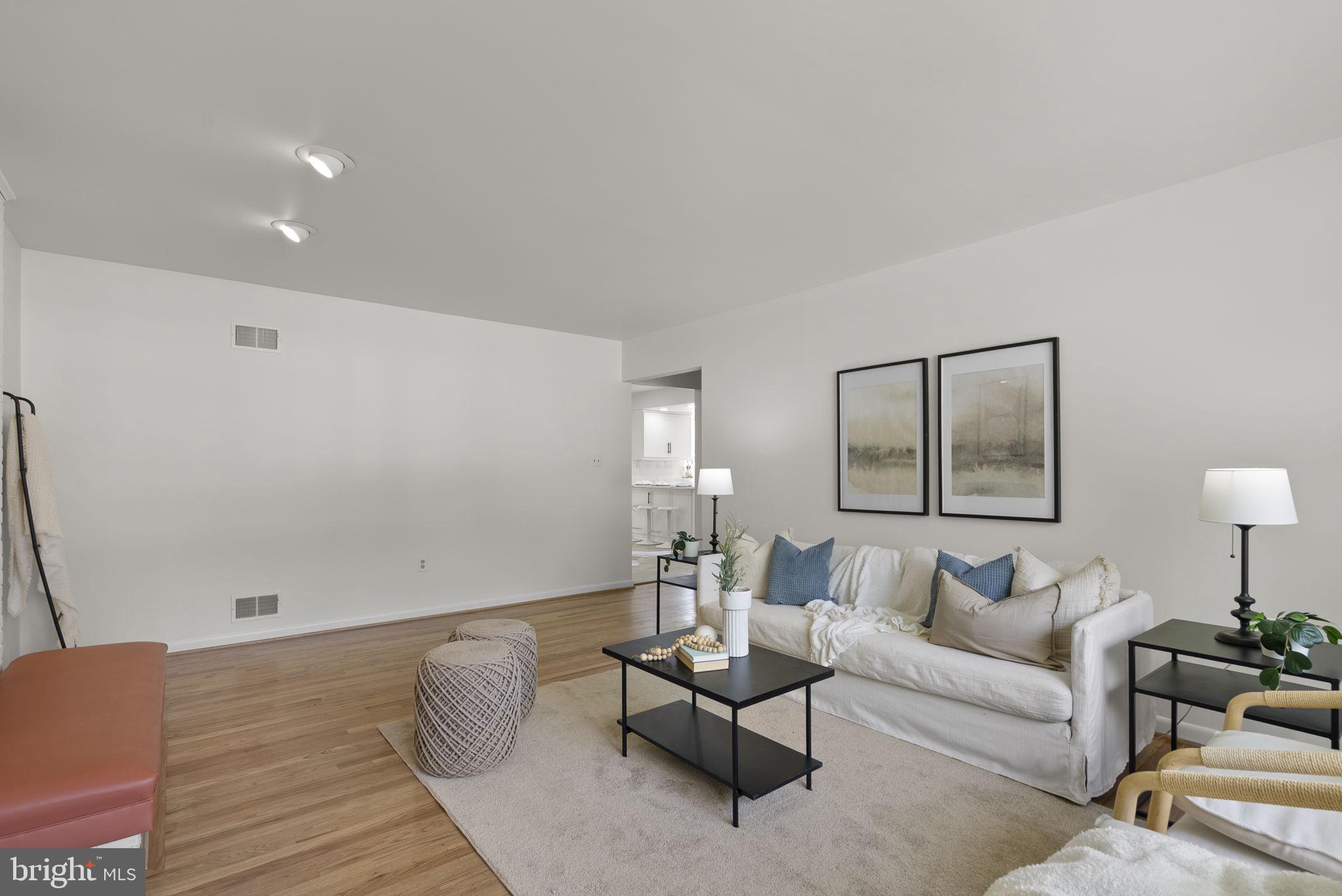 ANCHORAGE - Residential