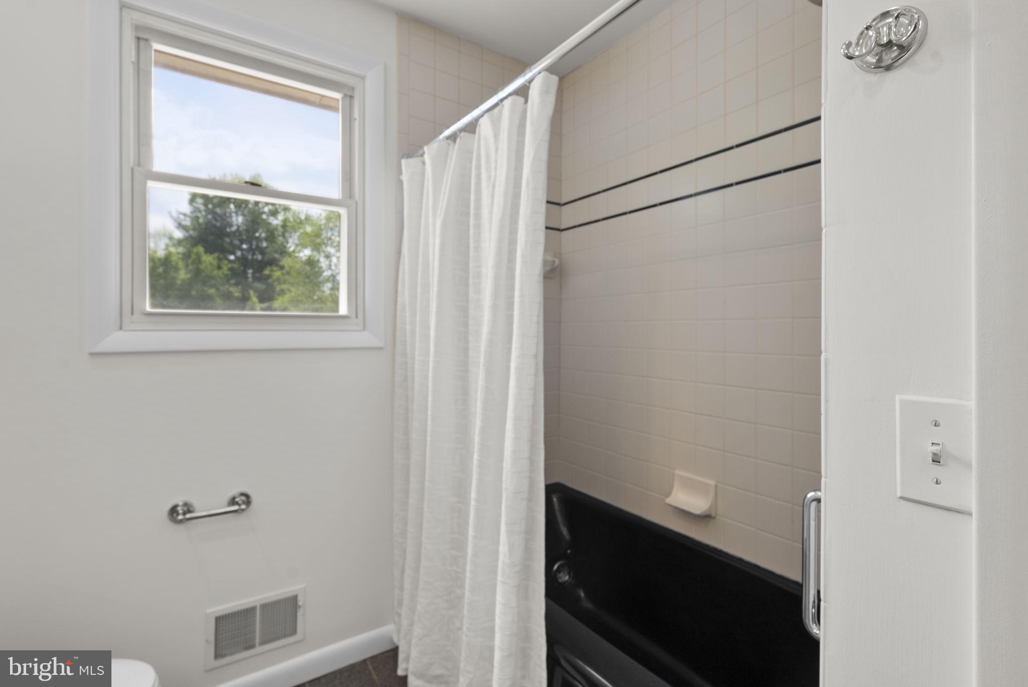 ANCHORAGE - Residential