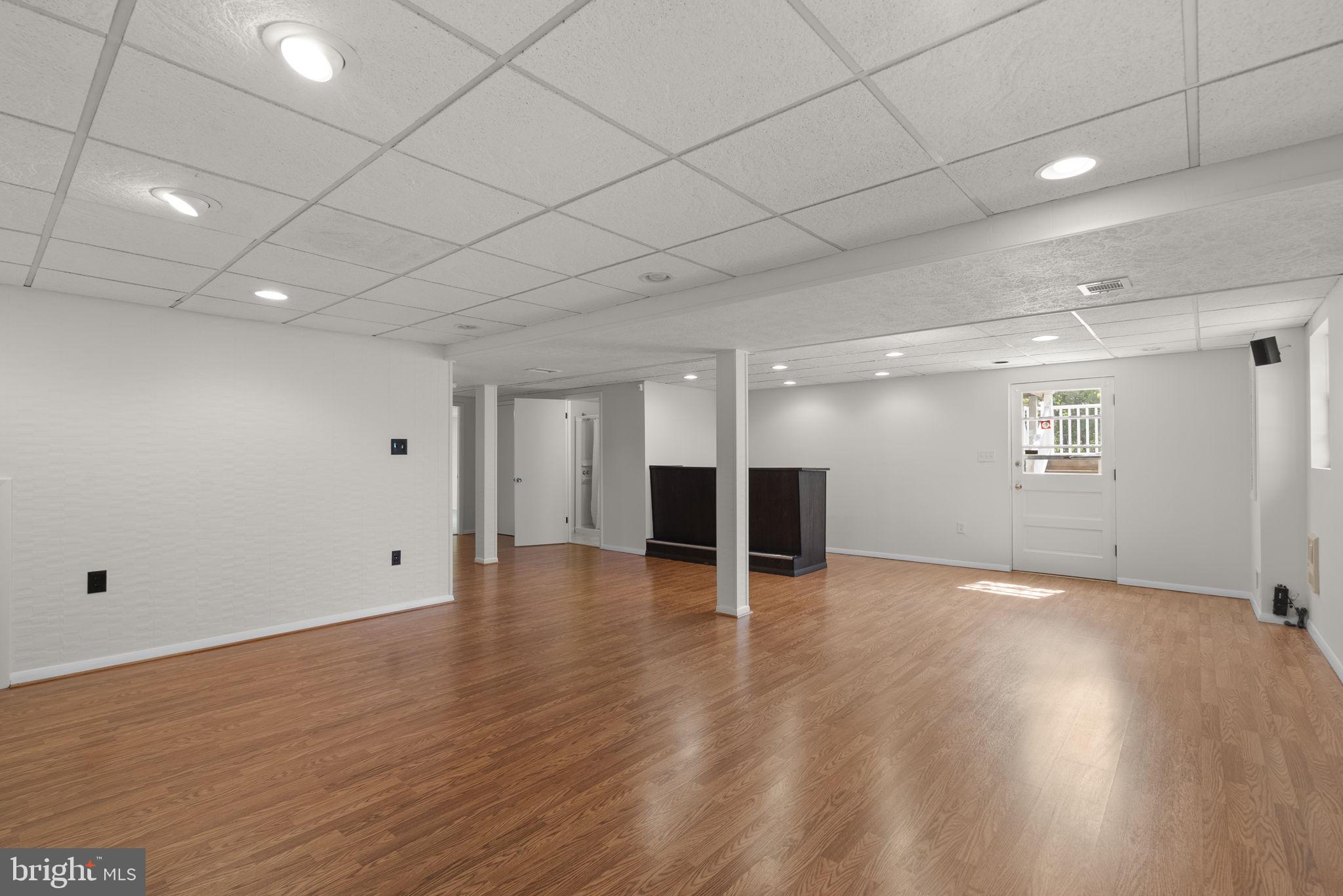 ANCHORAGE - Residential