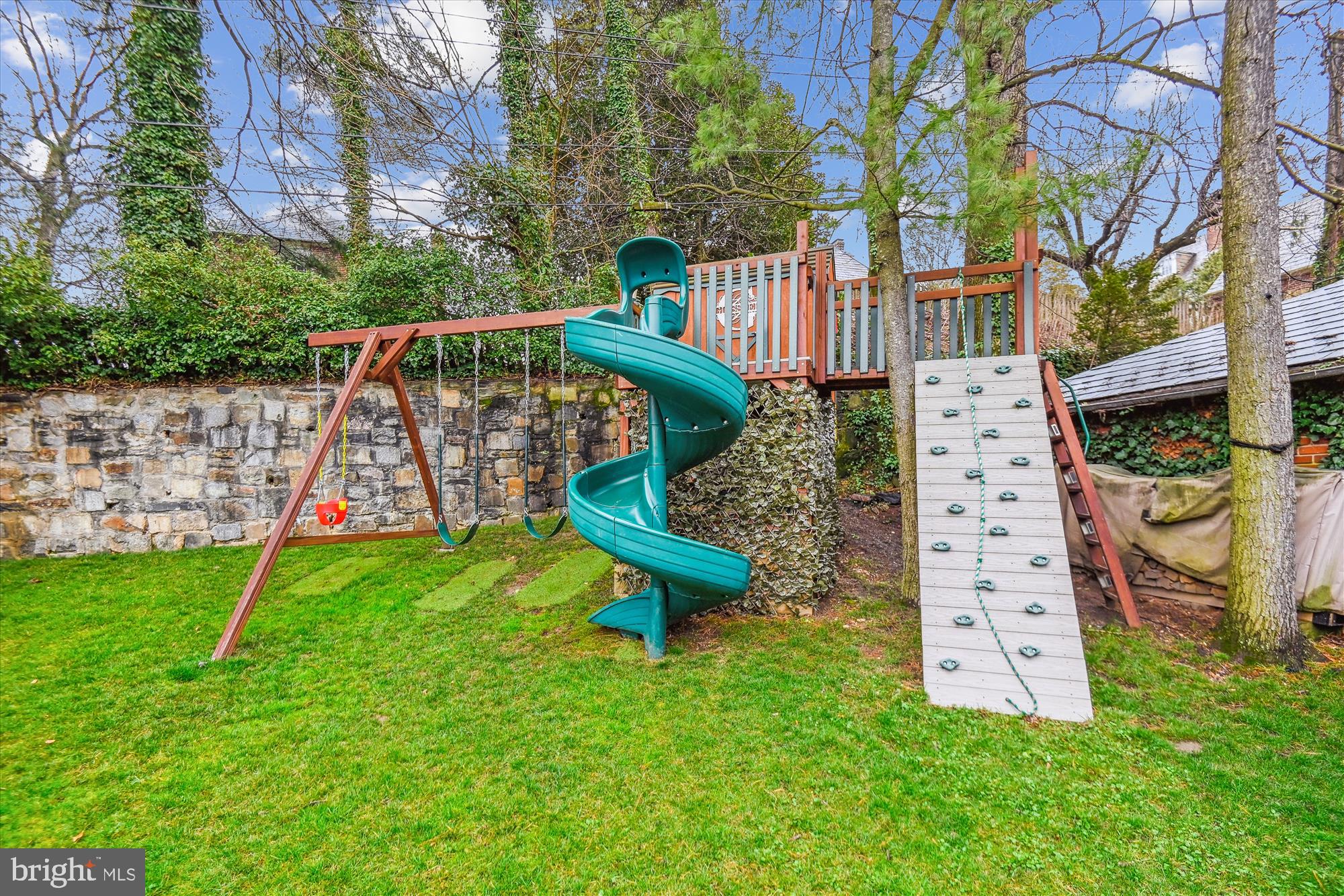 GUILFORD - Residential