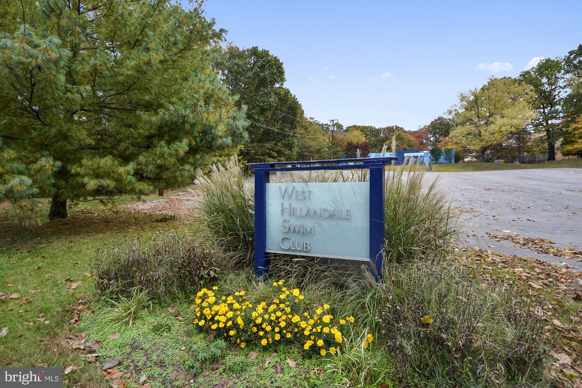 HILLANDALE - Residential