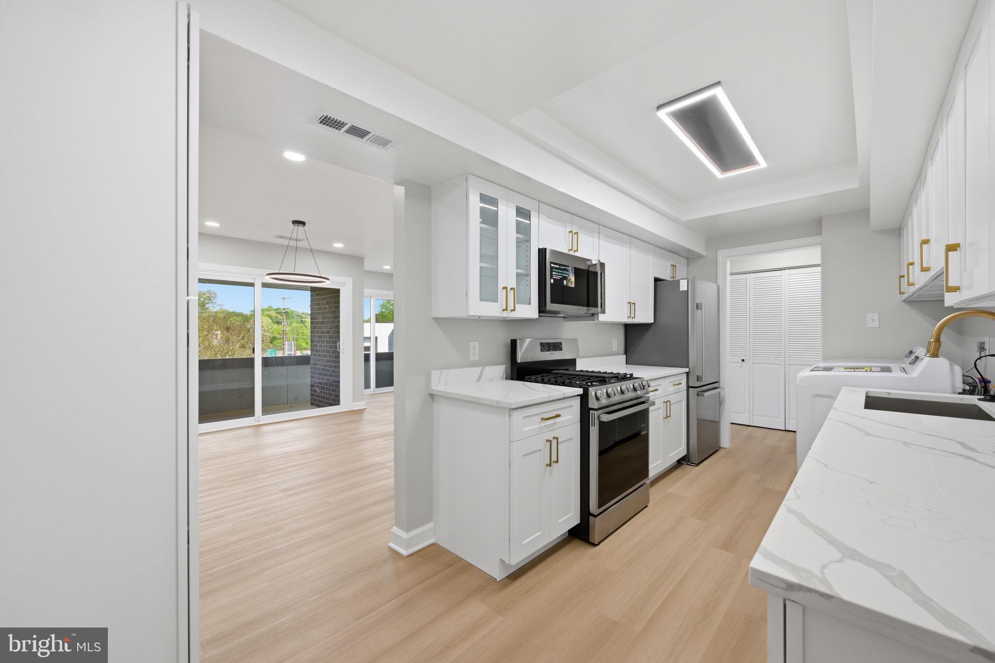 PINES CONDOMINIUM - Residential