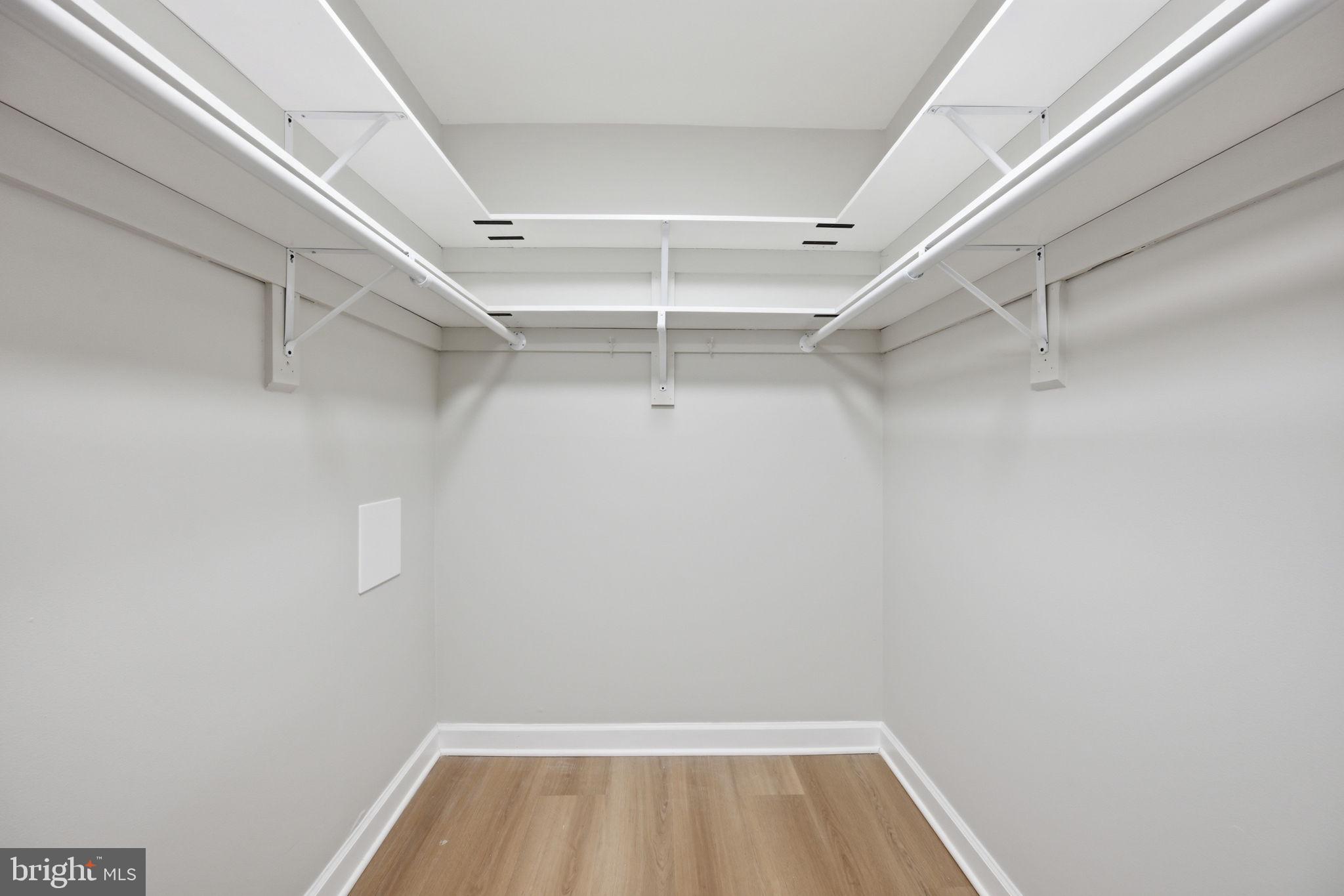 PINES CONDOMINIUM - Residential