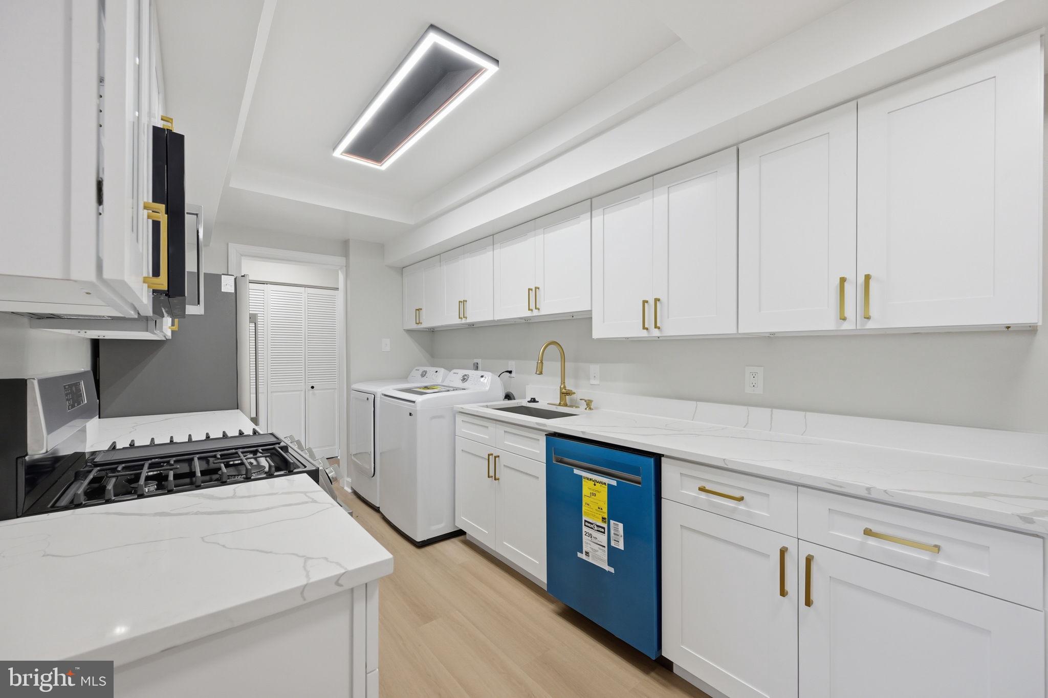 PINES CONDOMINIUM - Residential