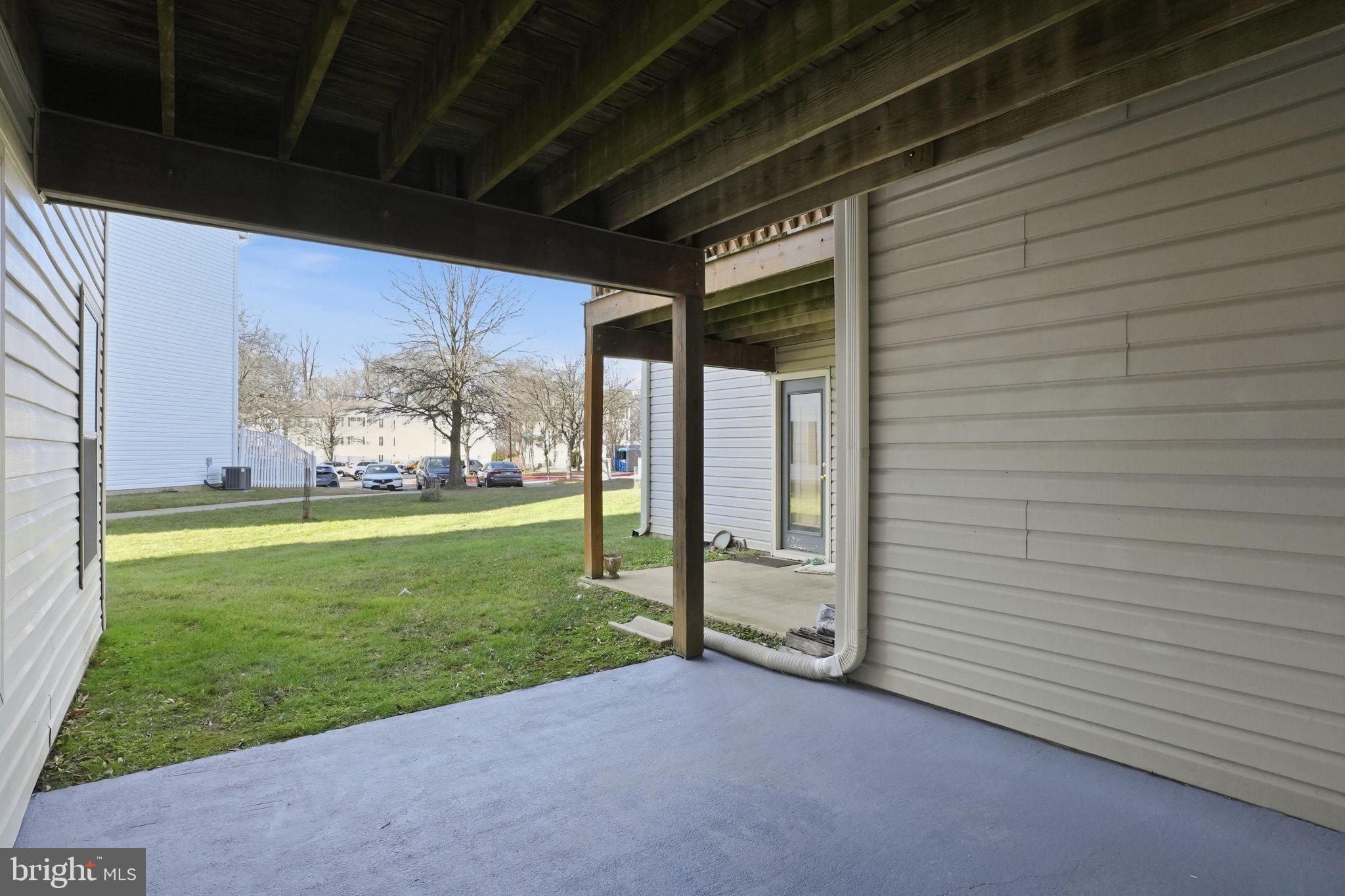 ANNAPOLIS OVERLOOK - Residential