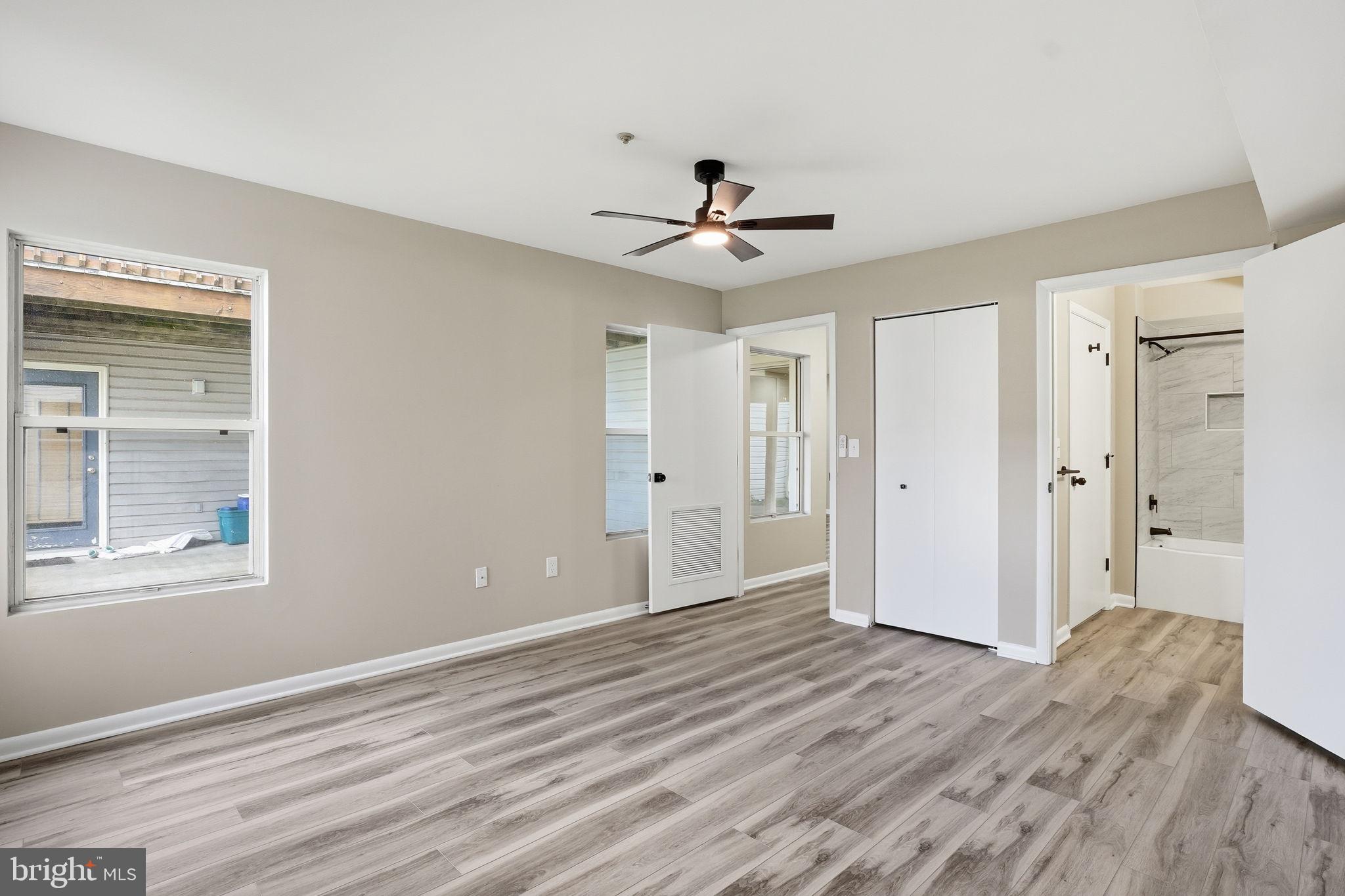 ANNAPOLIS OVERLOOK - Residential