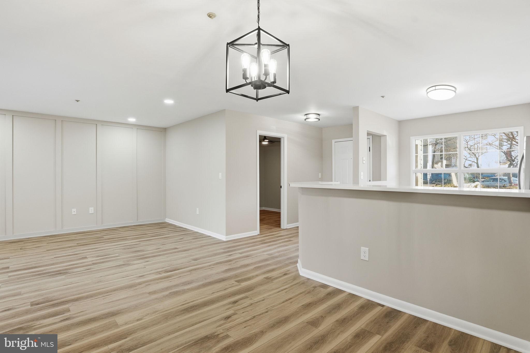 ANNAPOLIS OVERLOOK - Residential