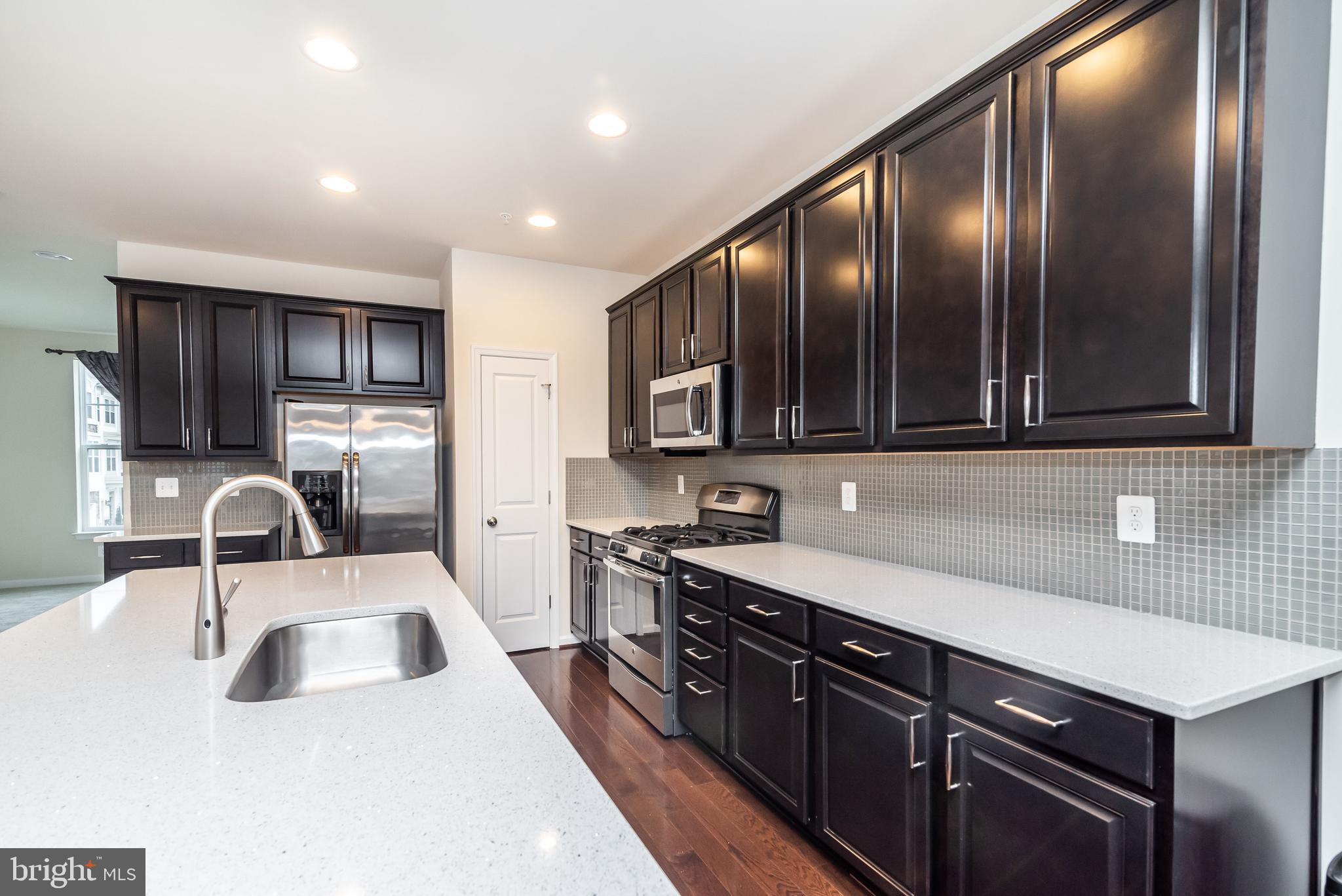 TANYARD COVE NORTH - Residential