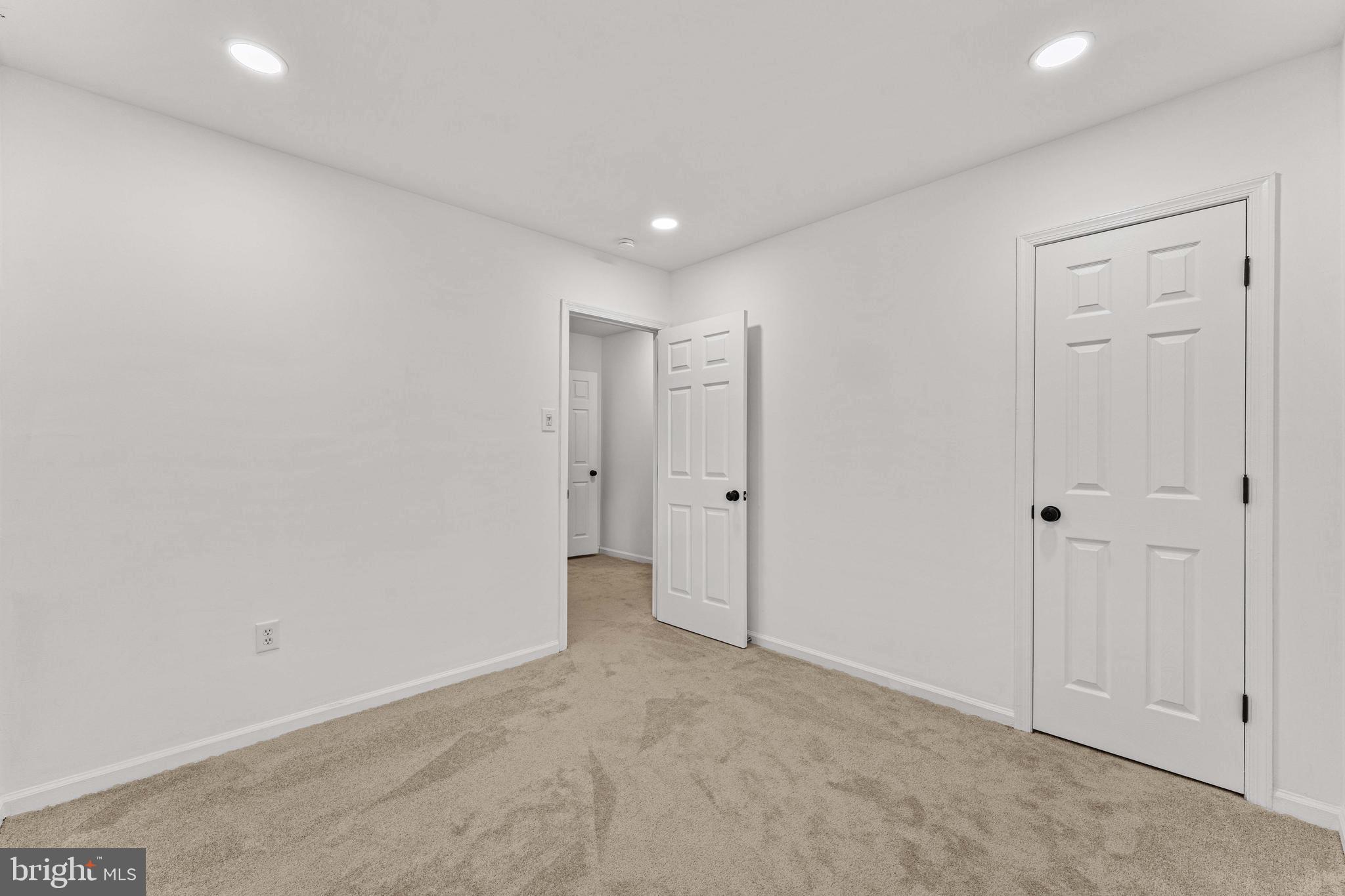 KENRICK HILLS - Residential