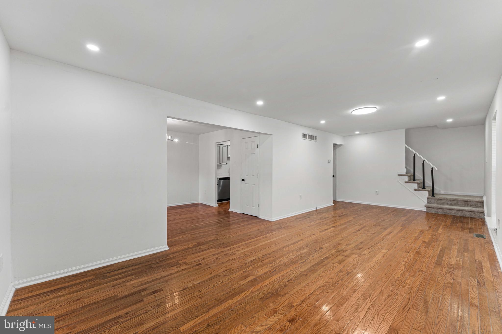 KENRICK HILLS - Residential