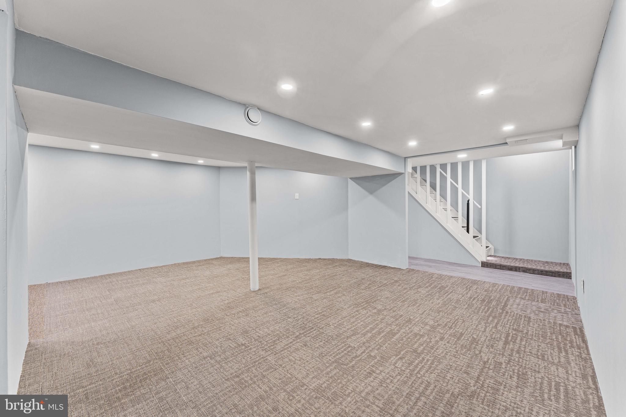 KENRICK HILLS - Residential