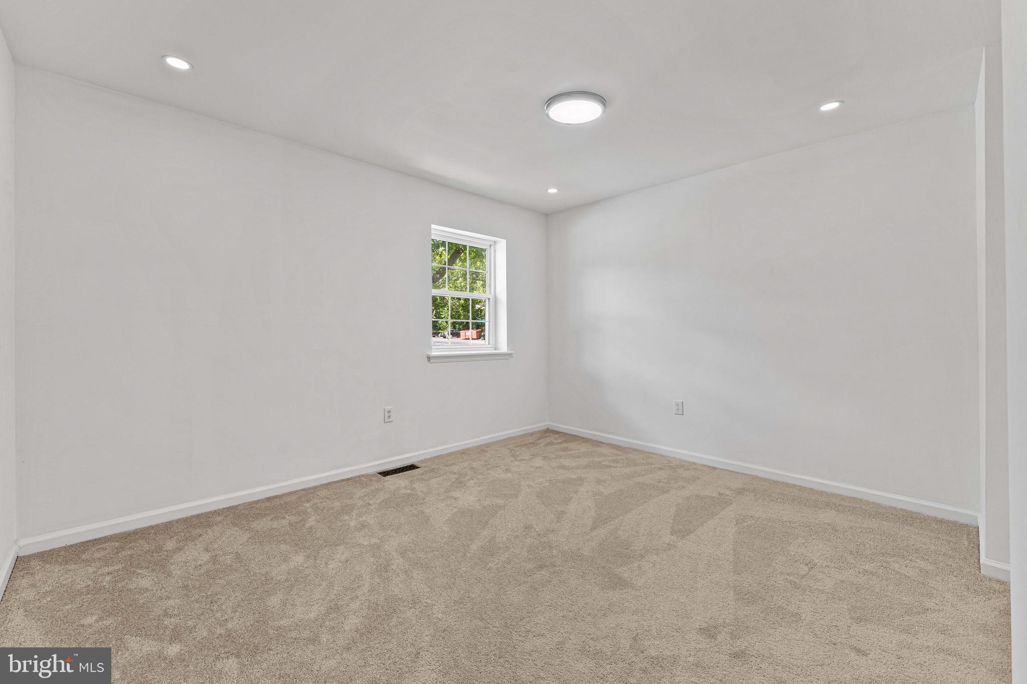 KENRICK HILLS - Residential