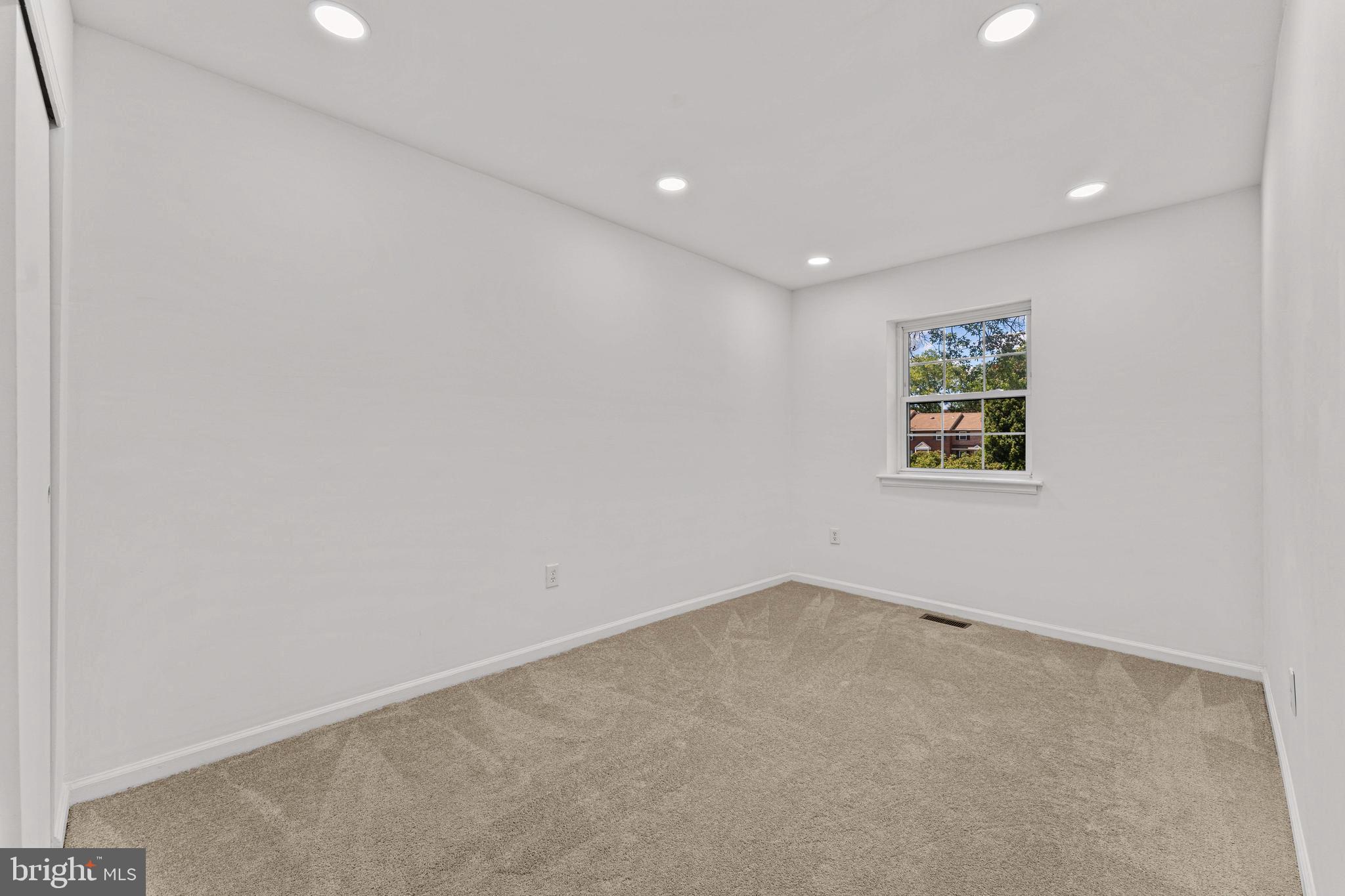 KENRICK HILLS - Residential