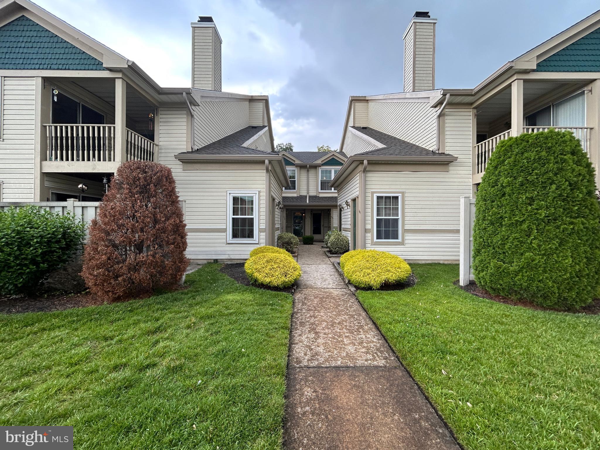 265 STEEPLECHASE COURT 265