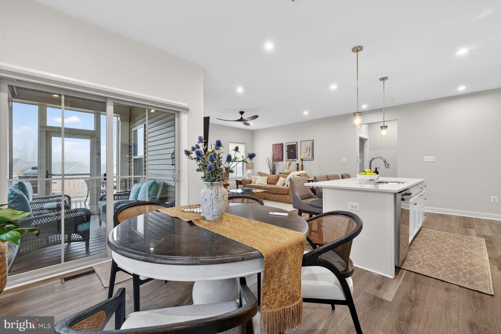 LAKE LINGANORE - Residential