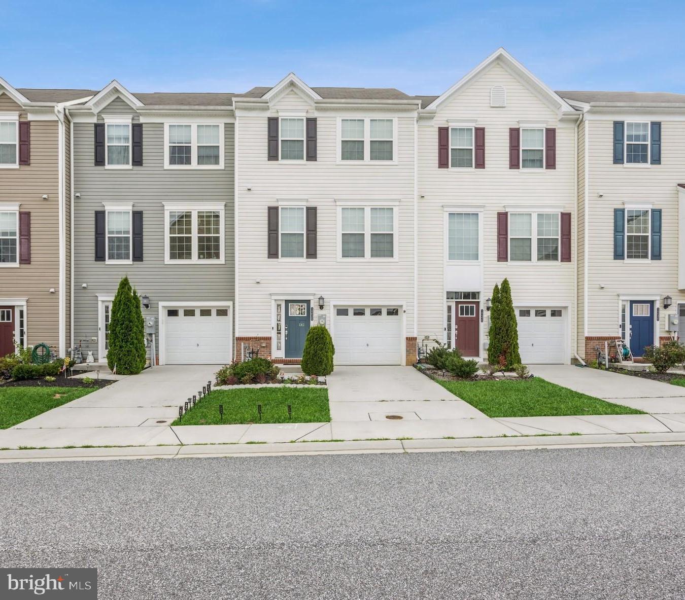 1250 FENWICK ROAD