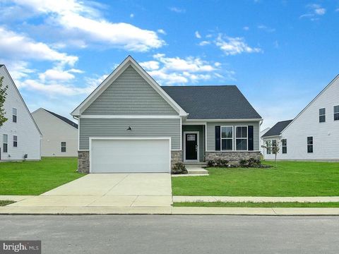 Photo of 3312 Rookery Lane, MIDDLETOWN, DE 19709 (MLS # DENC2103252)