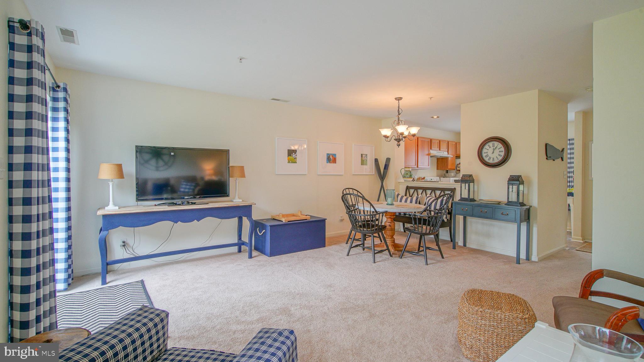 HILL TOP - Residential