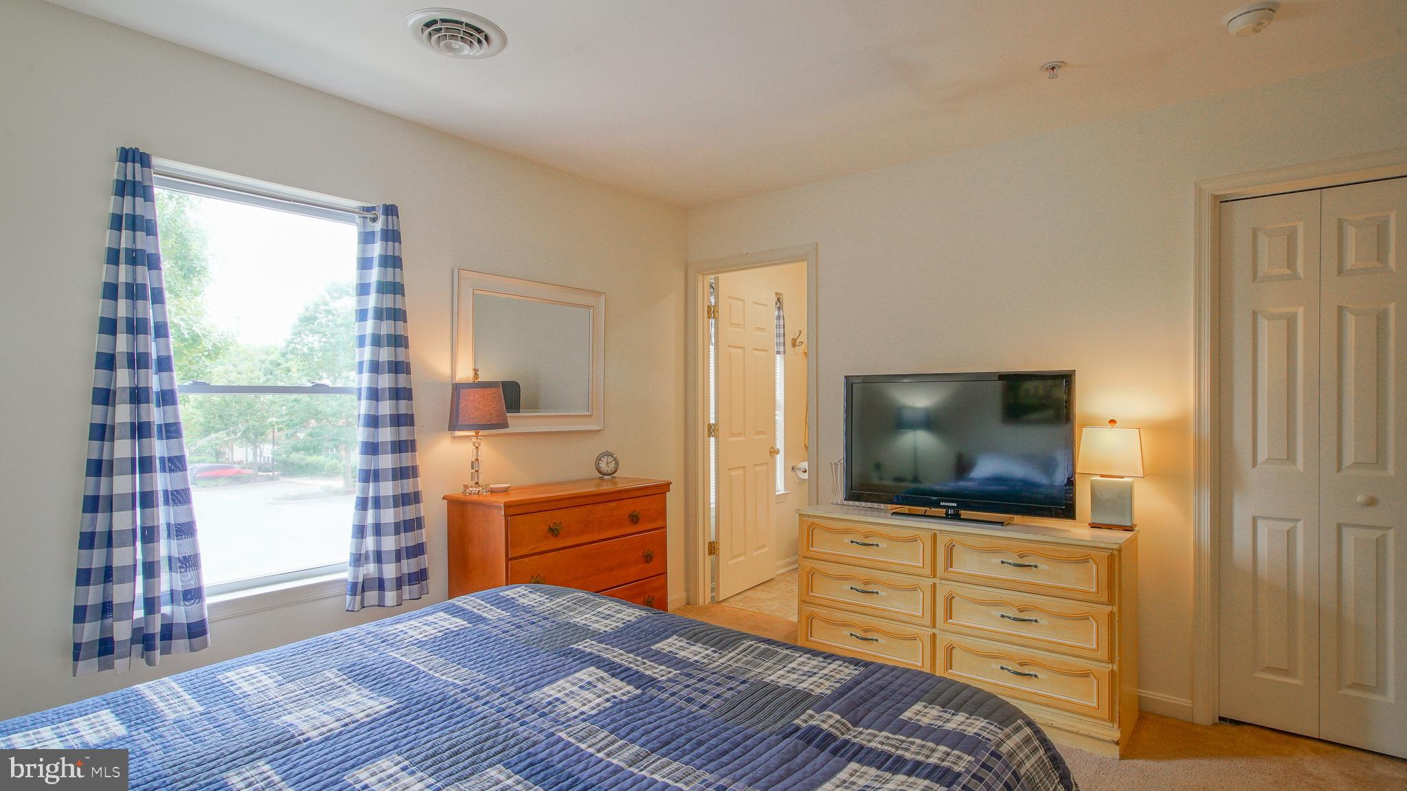 HILL TOP - Residential