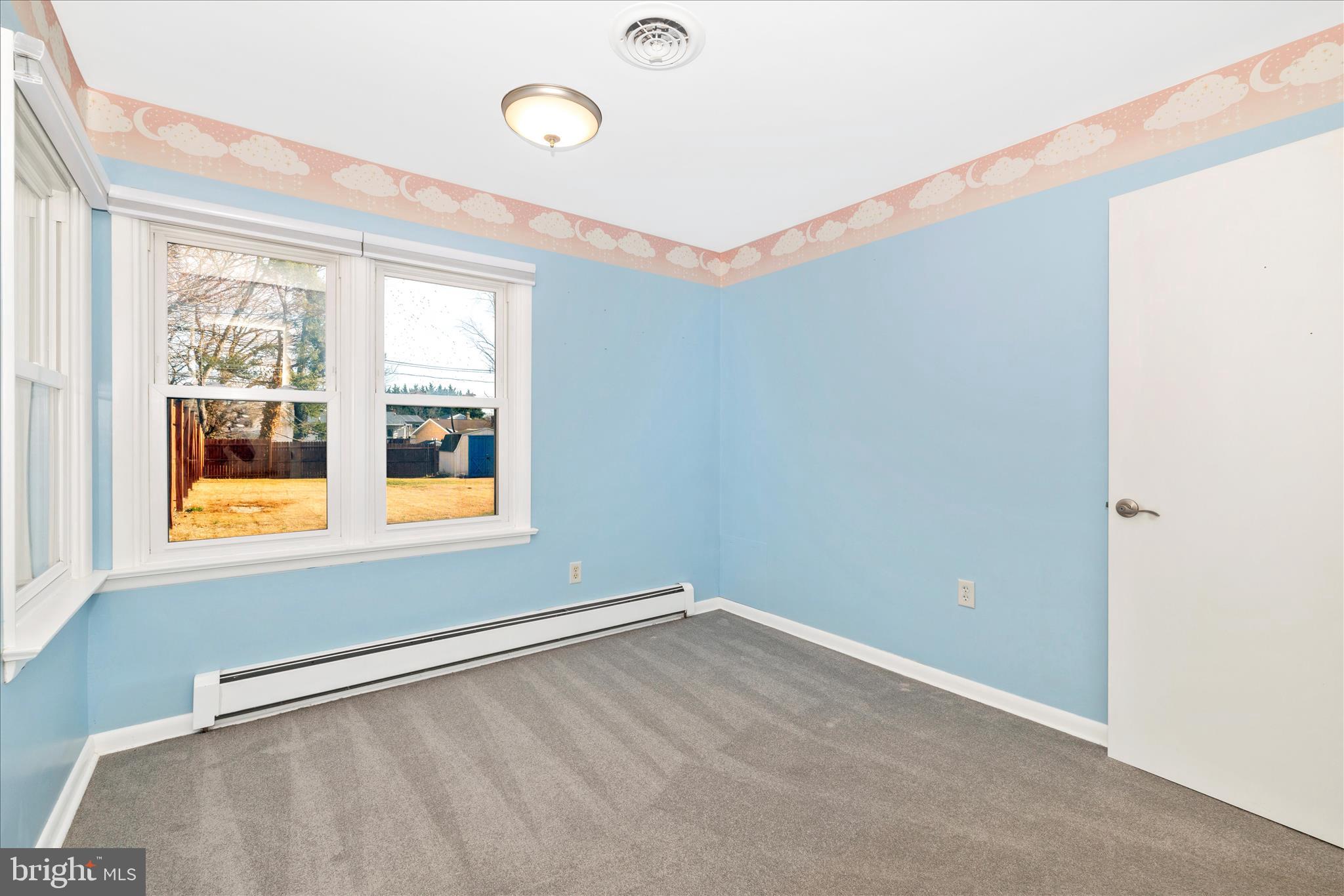 COLONIAL PARK - Residential