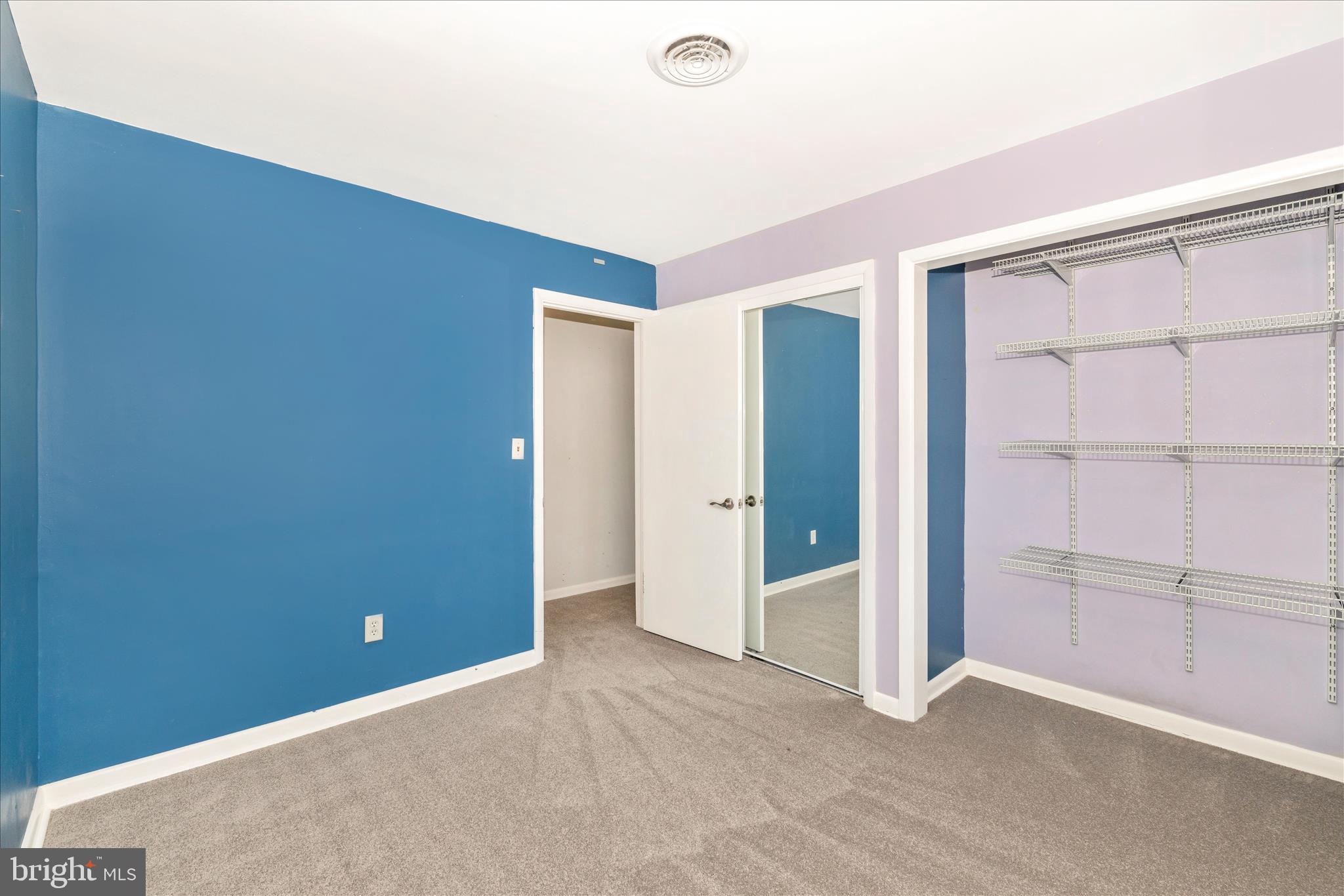 COLONIAL PARK - Residential