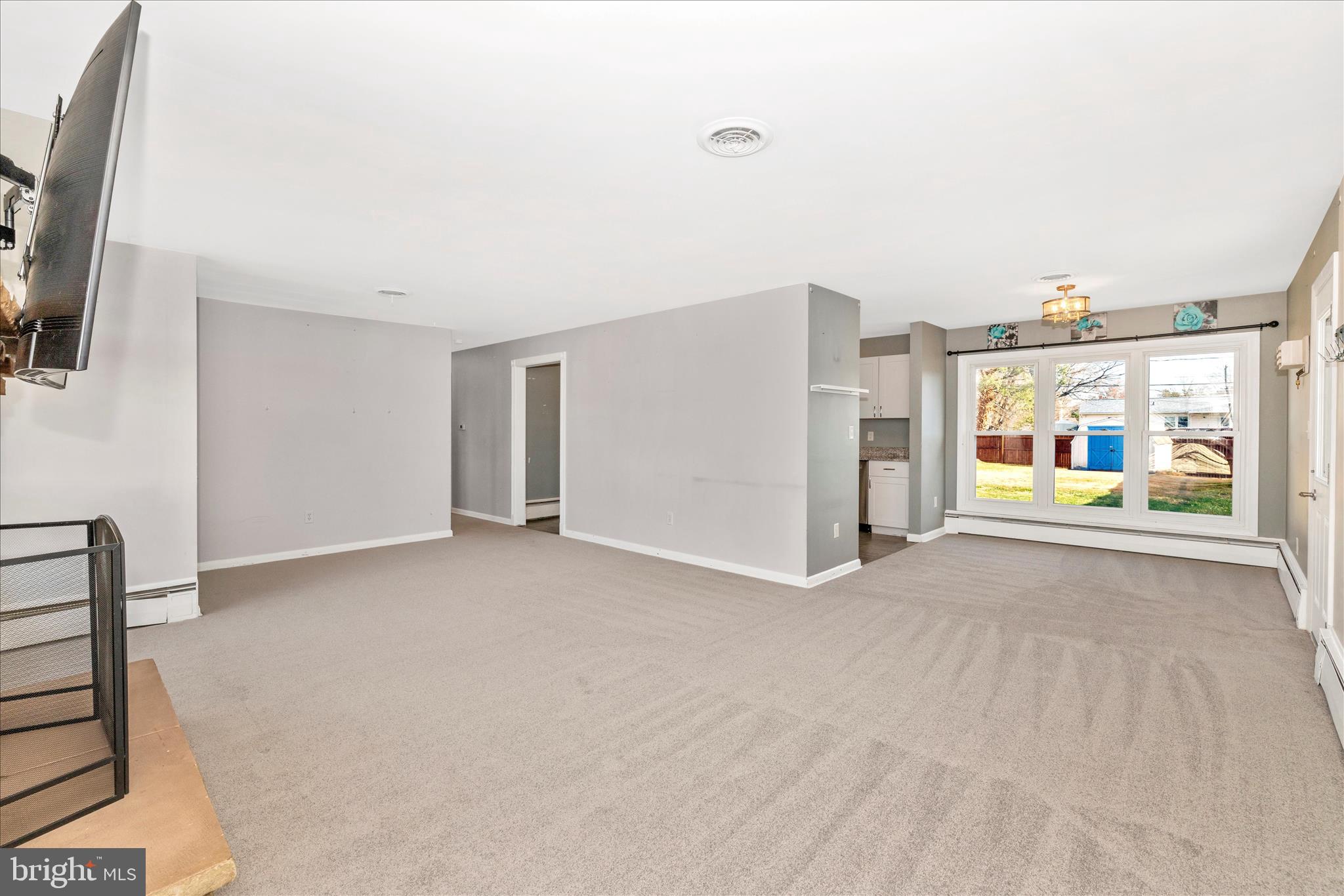 COLONIAL PARK - Residential