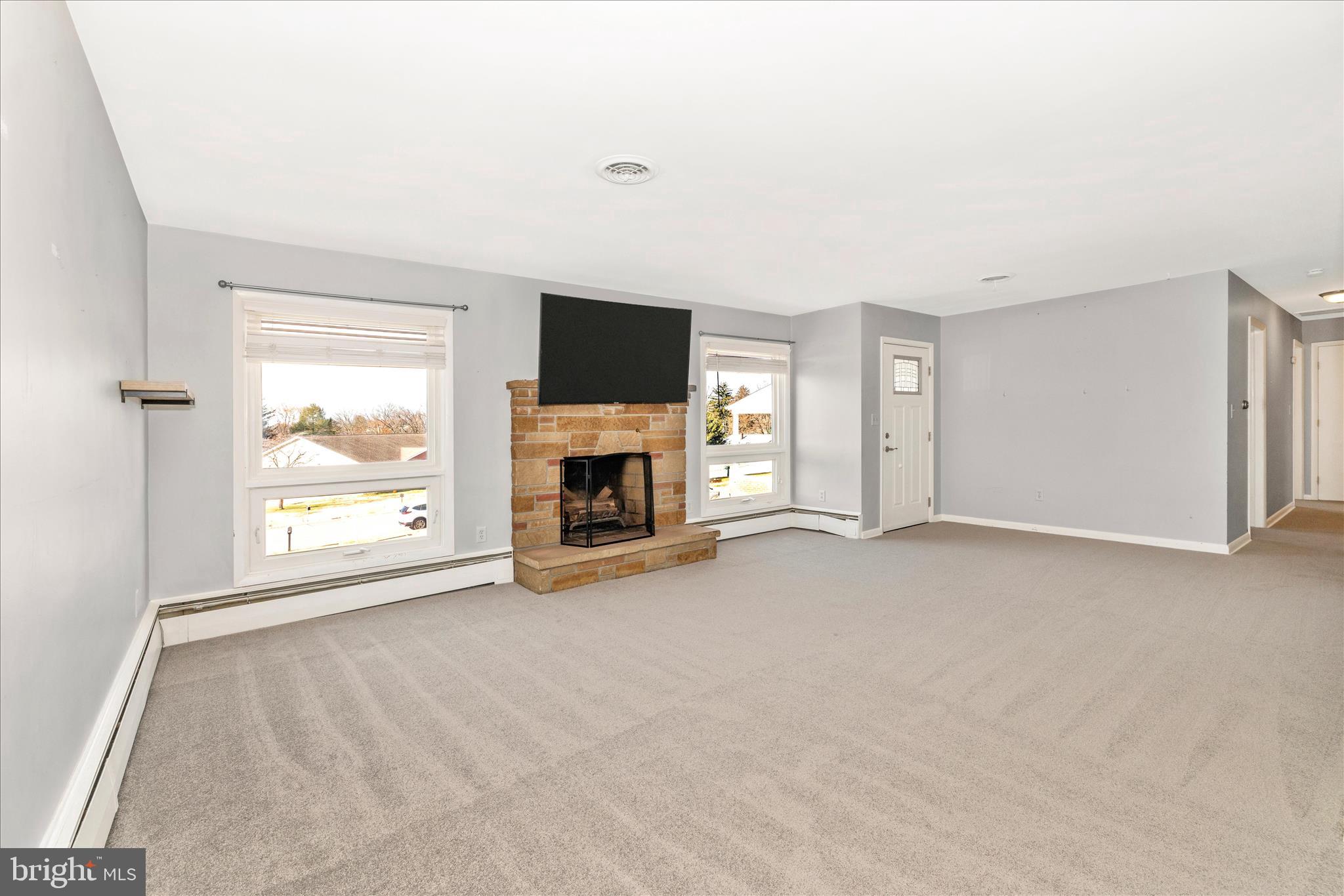 COLONIAL PARK - Residential