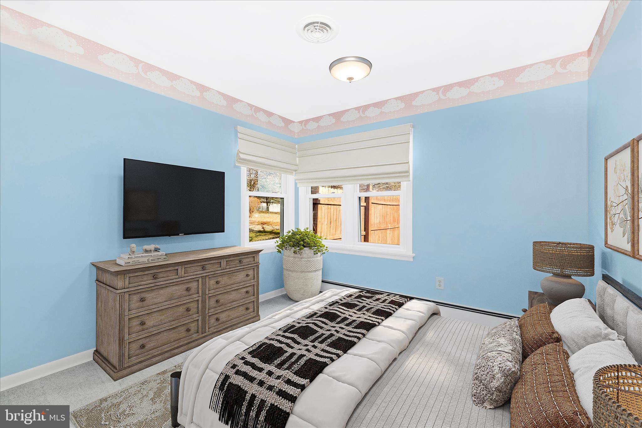 COLONIAL PARK - Residential