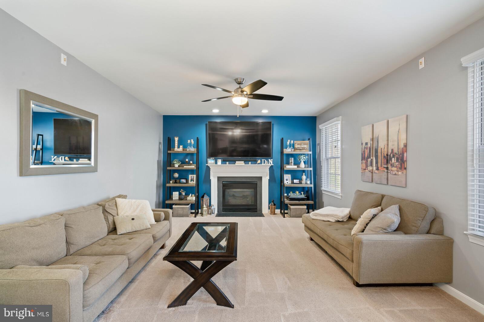 AUSTIN RIDGE - Residential